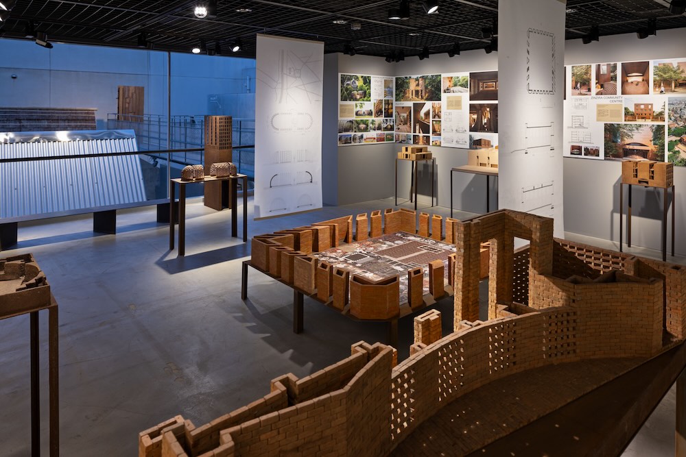 TOTOギャラリー・間「マリーナ・タバサム・アーキテクツ展：People Place Poiesis（ピープル プレイス ポイエーシス）」会場写真