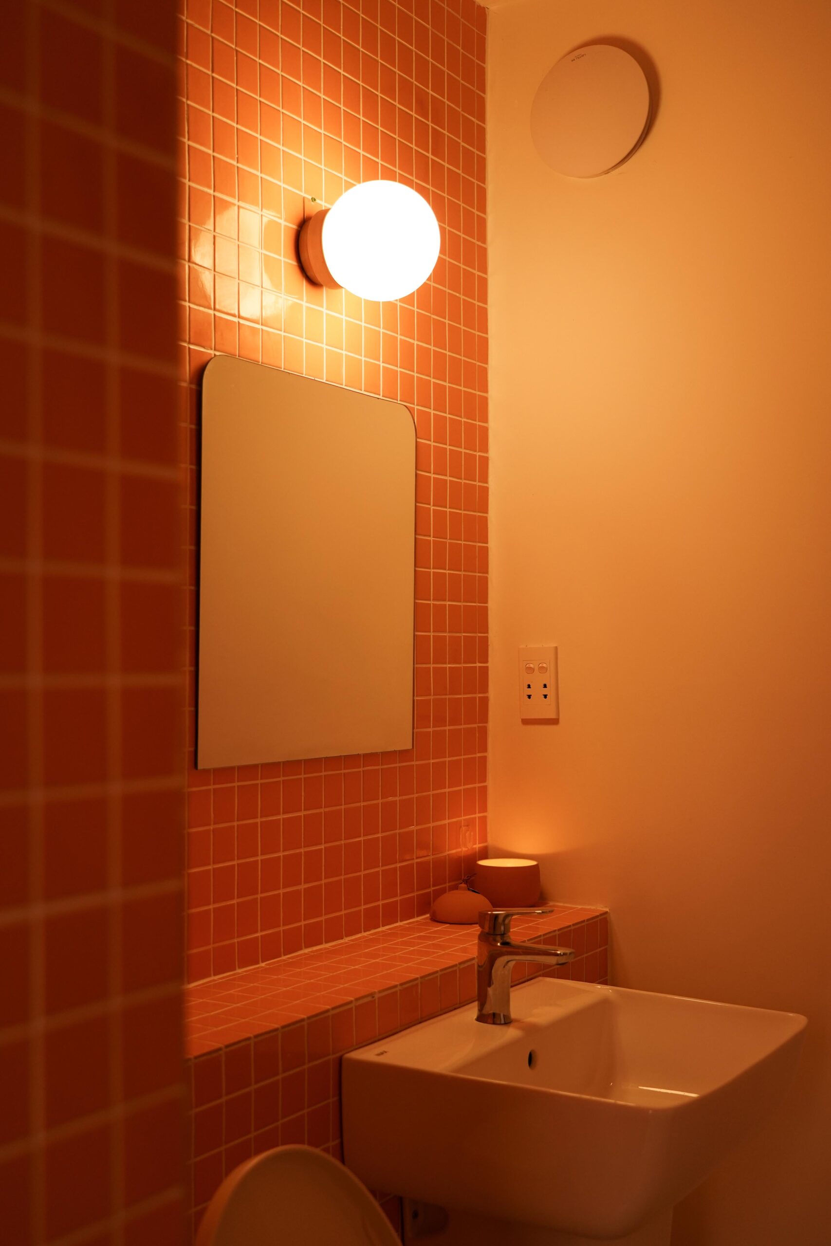 〈テラコッタ・ブレス（Terracotta Breath）〉ライブアウトスタジオ（live out studio）