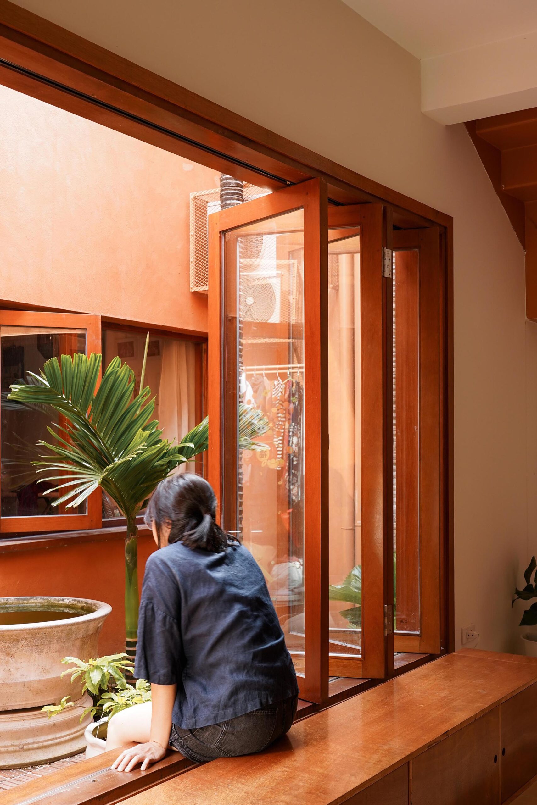 〈テラコッタ・ブレス（Terracotta Breath）〉ライブアウトスタジオ（live out studio）