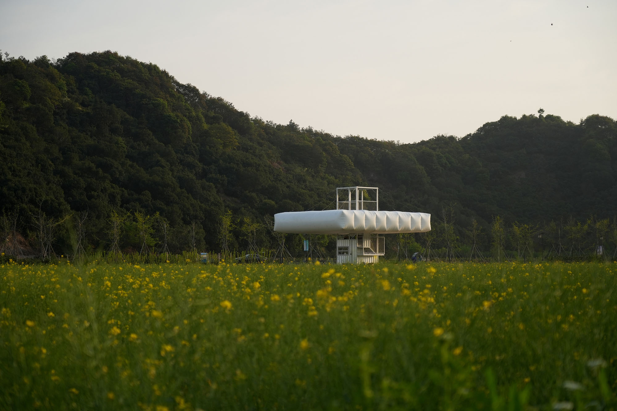 〈Down in the Clouds〉Practice on Earth、Increments Studio