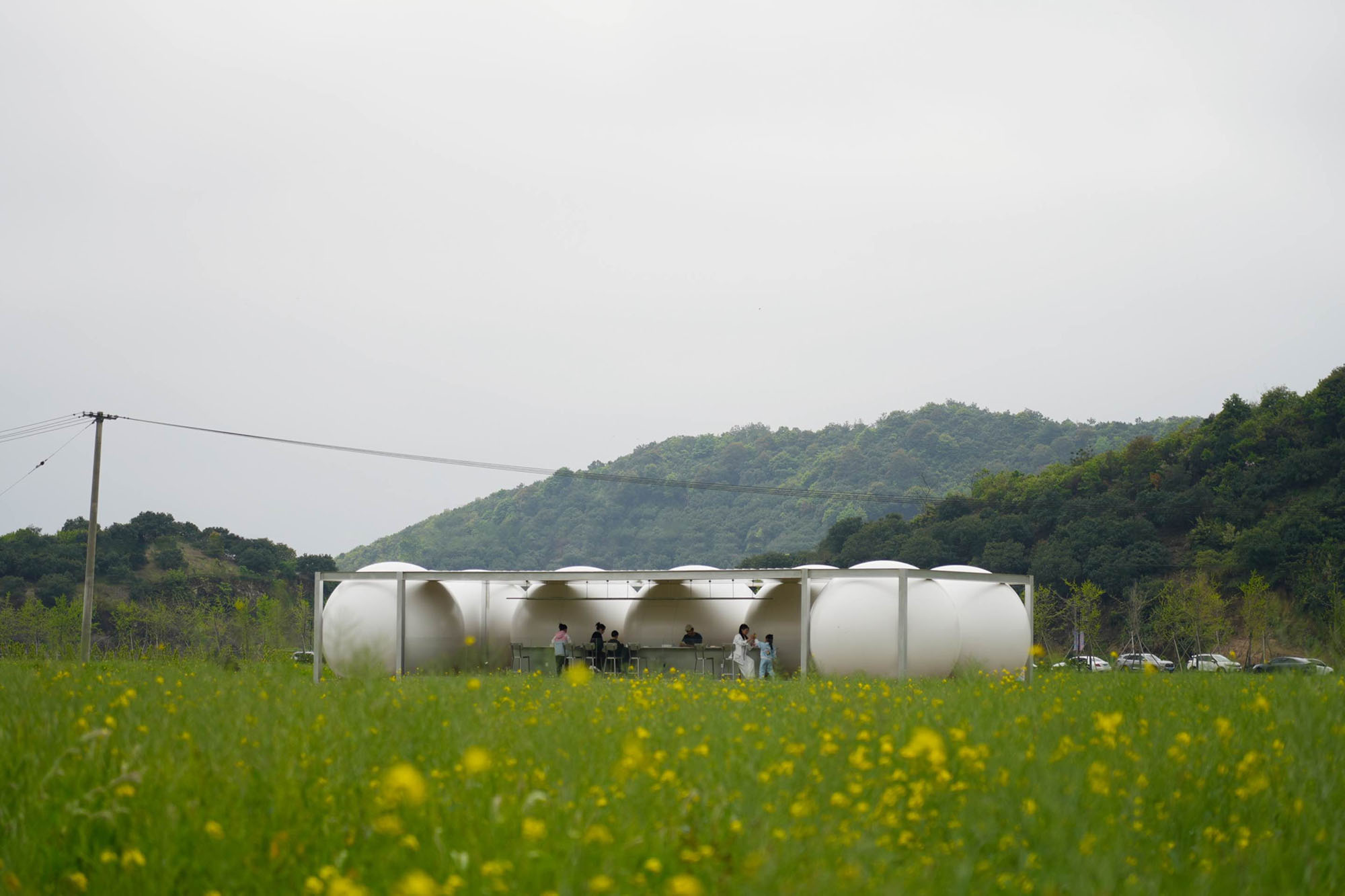 〈Down in the Clouds〉Practice on Earth、Increments Studio