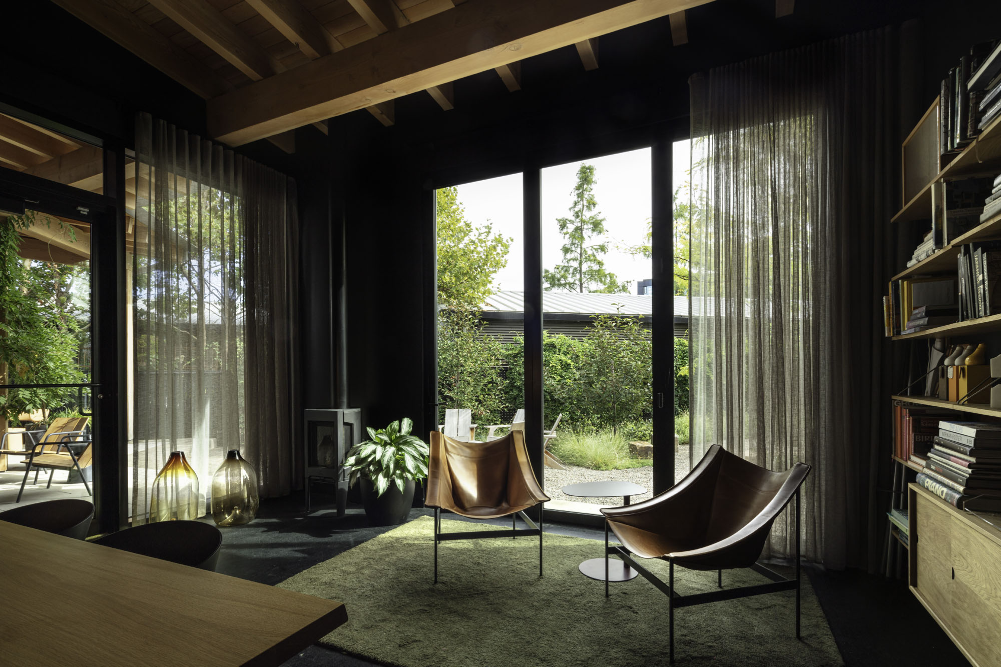 〈スカイラボ本社（Skylab HQ）〉