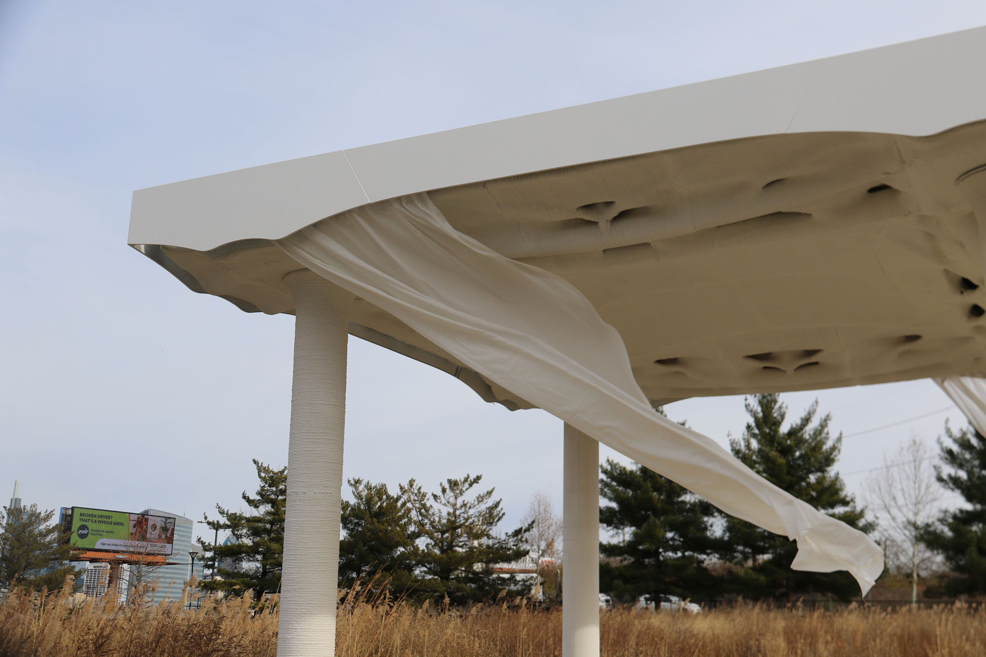 「3Dプリント式ケーブル支持床システム（3D-printed funicular floor system）」ペンシルバニア大学 多面体構造研究所（Polyhedral Structures Laboratory）