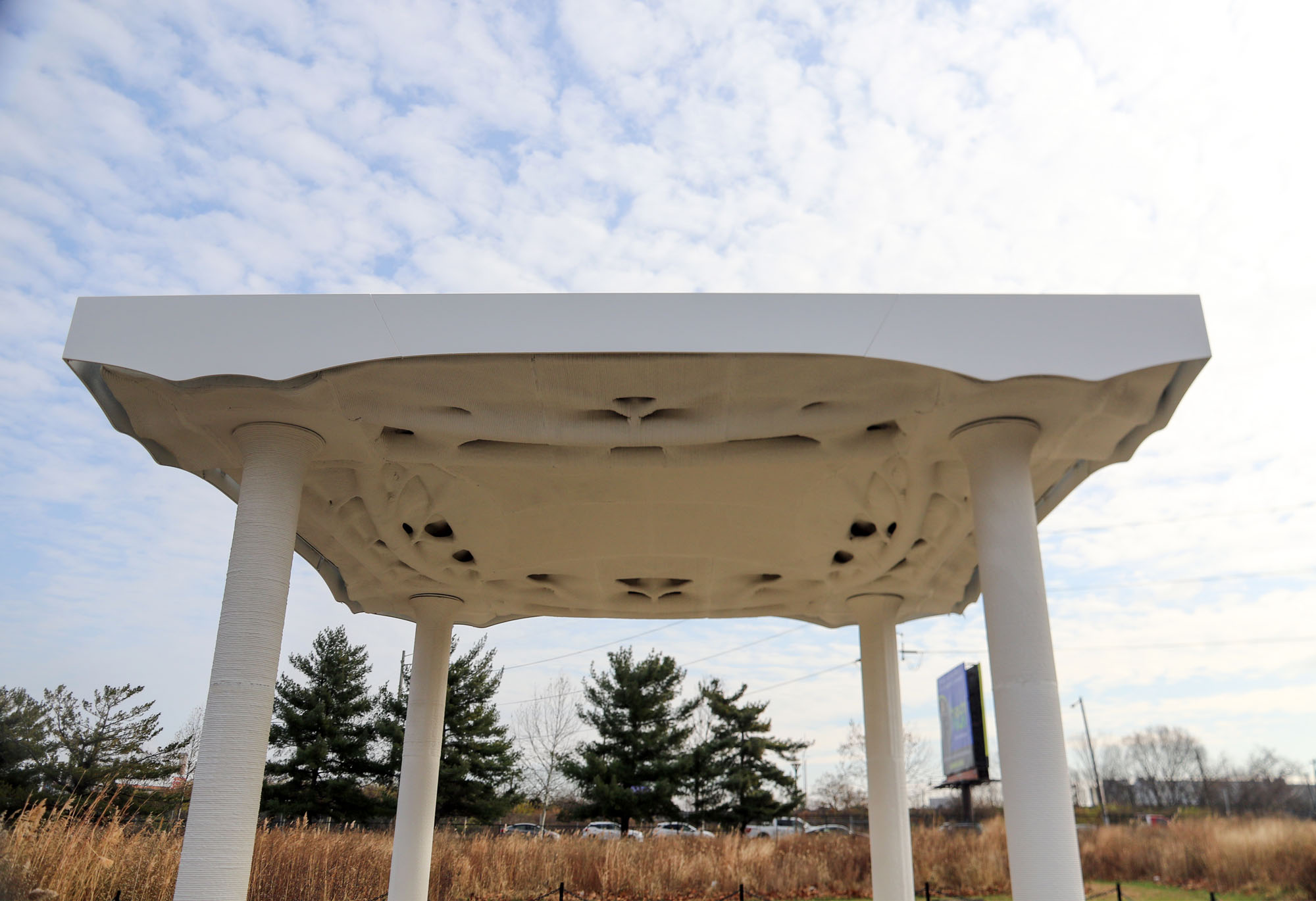 「3Dプリント式ケーブル支持床システム（3D-printed funicular floor system）」ペンシルバニア大学 多面体構造研究所（Polyhedral Structures Laboratory）