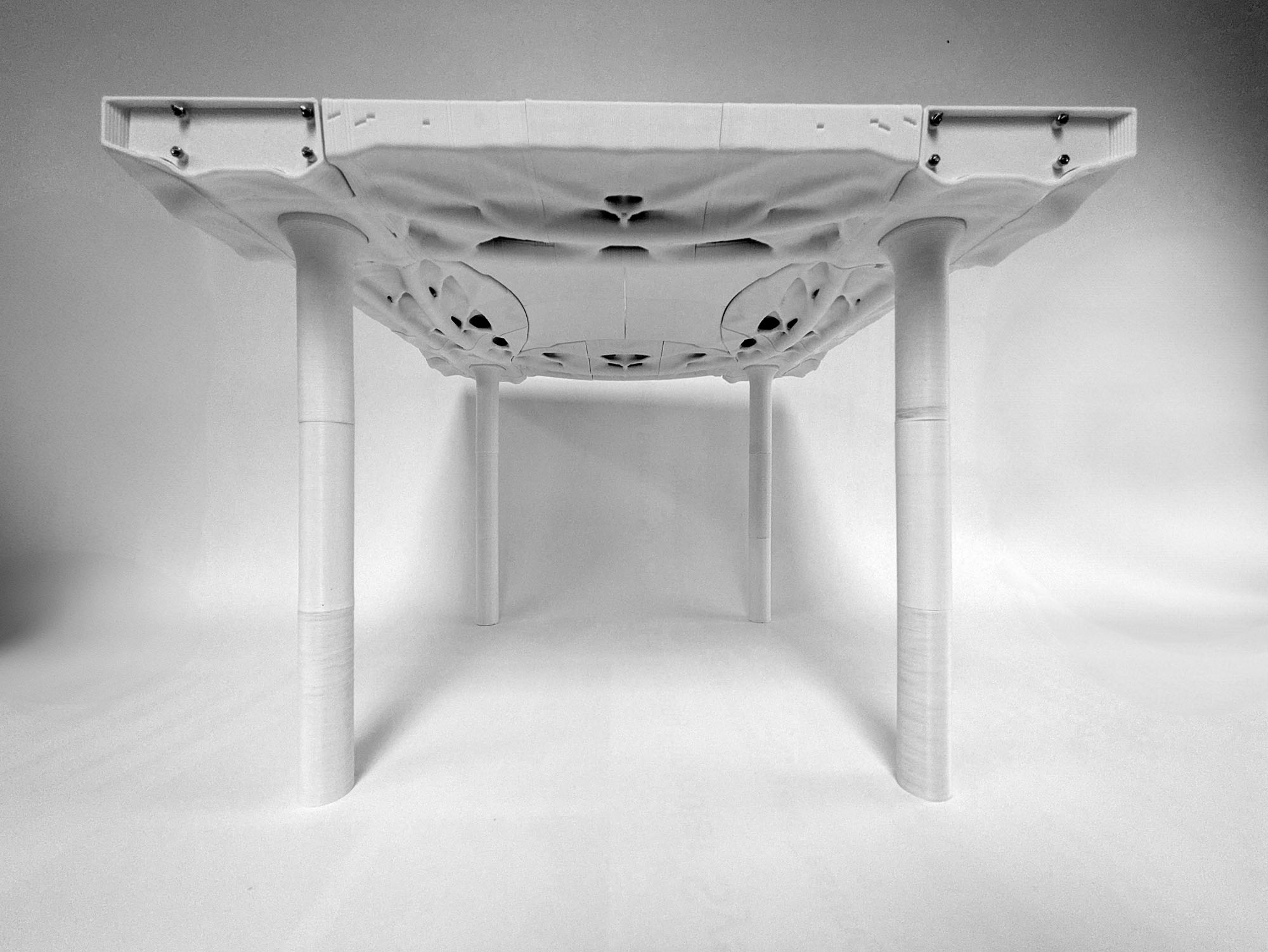 「3Dプリント式ケーブル支持床システム（3D-printed funicular floor system）」ペンシルバニア大学 多面体構造研究所（Polyhedral Structures Laboratory）