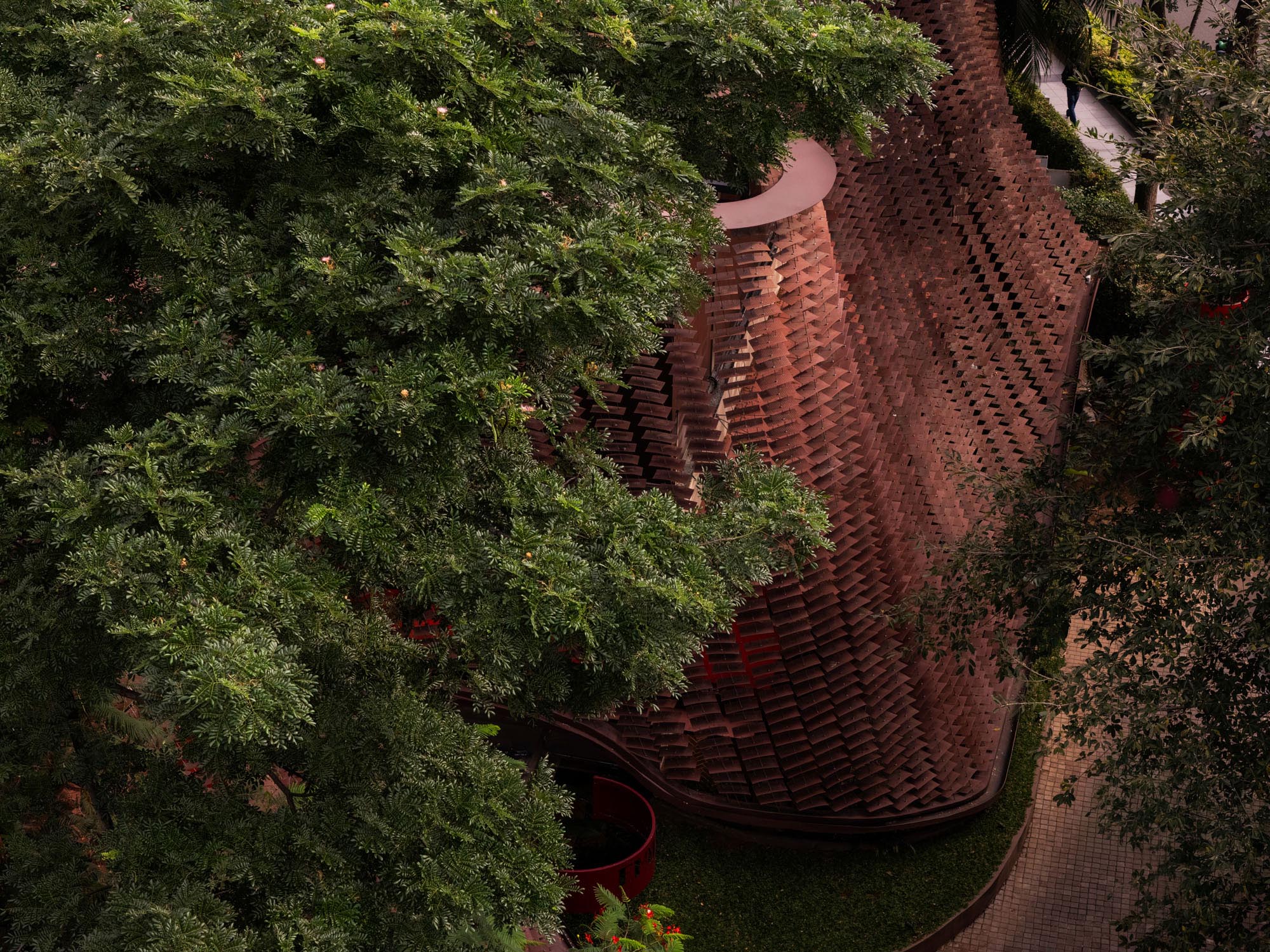 〈ラティス・クリエイティブ・ガーデン（Lattice Creative Garden）〉RAD+ar（Research Artistic Design + architecture）