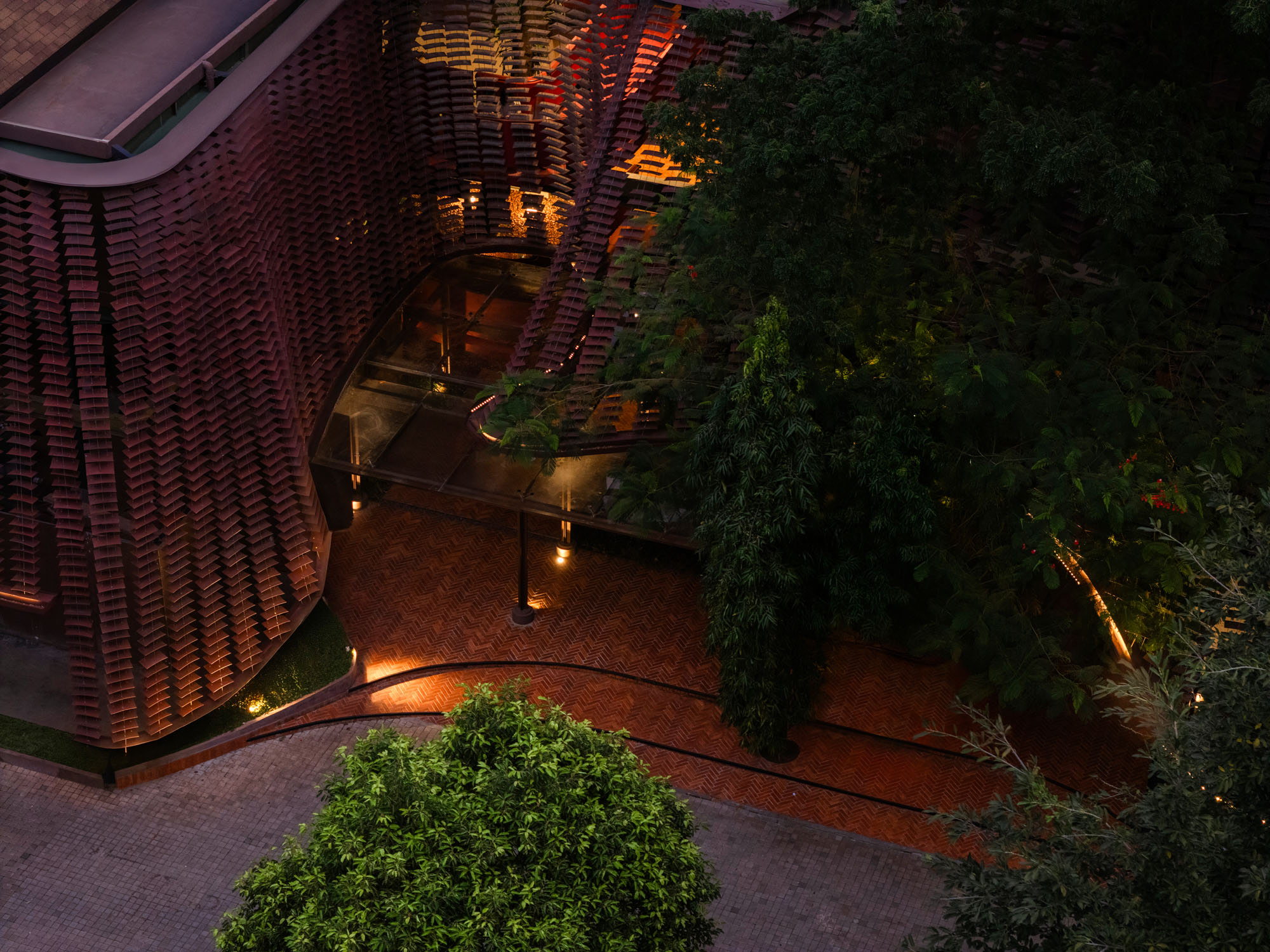 〈ラティス・クリエイティブ・ガーデン（Lattice Creative Garden）〉RAD+ar（Research Artistic Design + architecture）