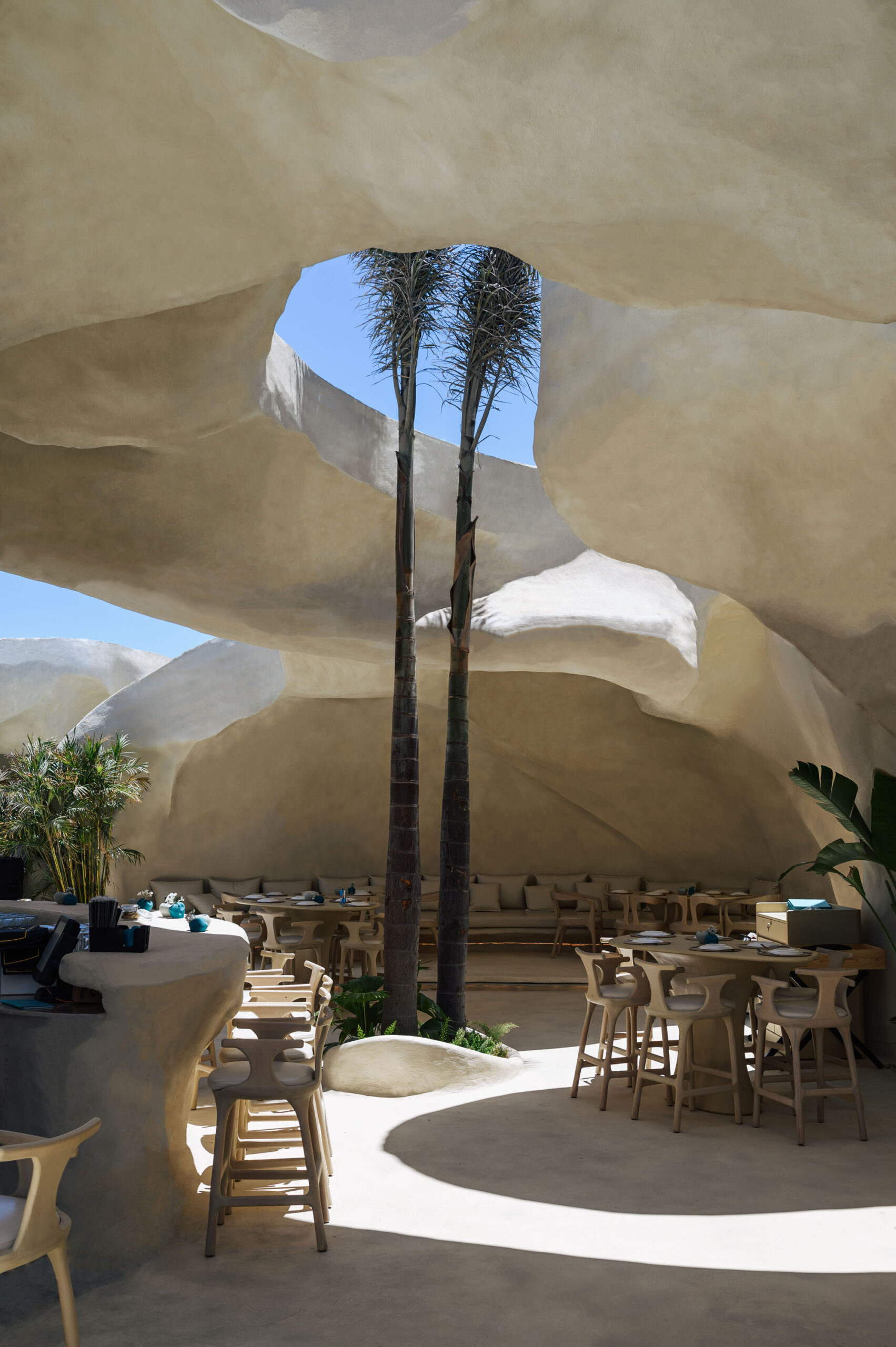 〈ESCA プラヤ（ESCA Playa）〉バディ・アーキテクツ（Badie Architects）