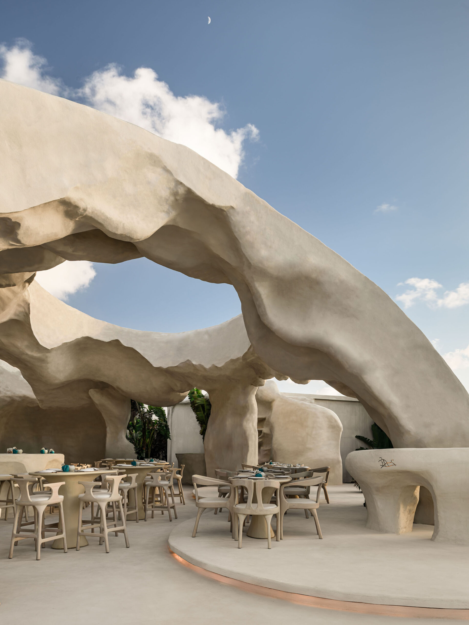 〈ESCA プラヤ（ESCA Playa）〉バディ・アーキテクツ（Badie Architects）