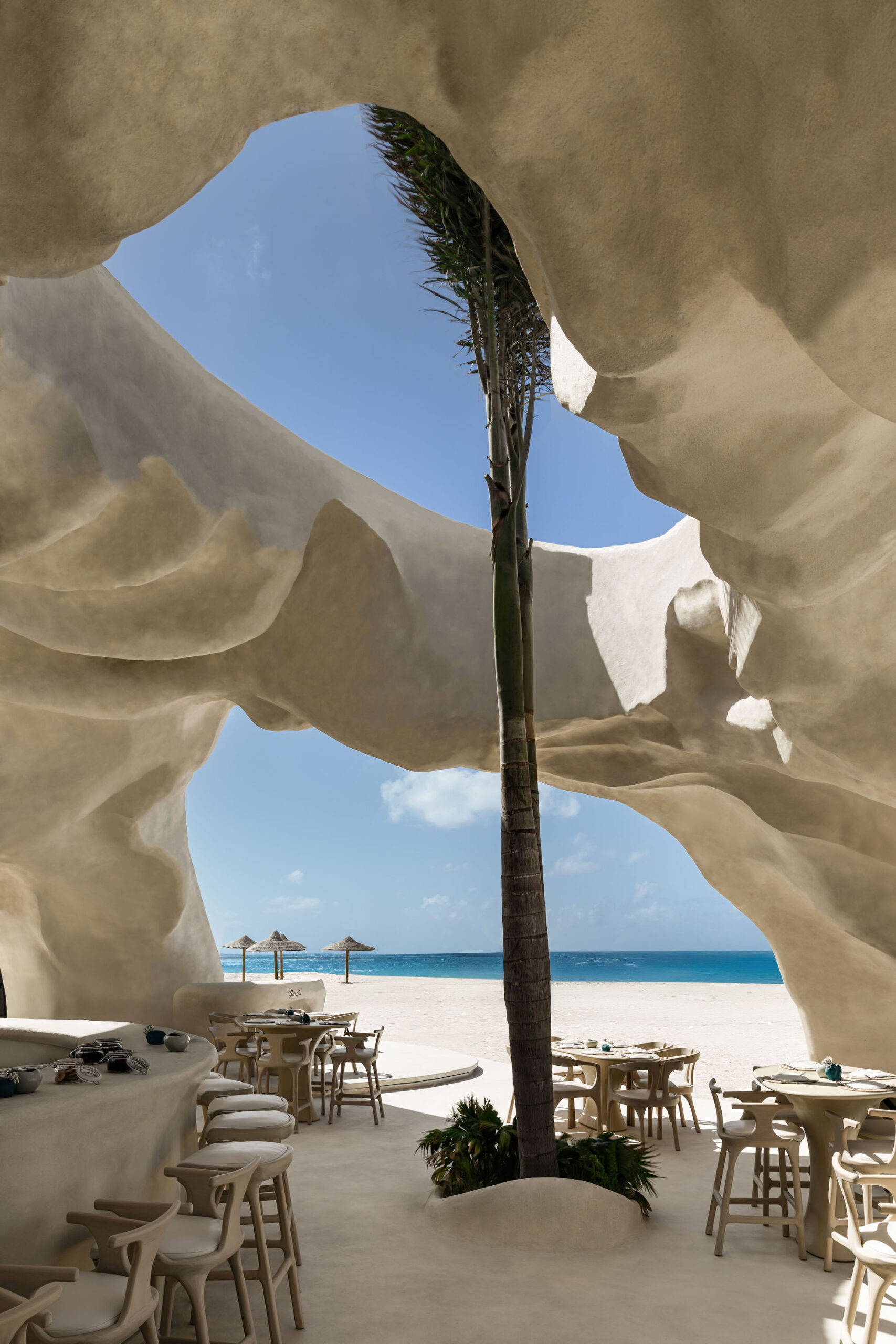 〈ESCA プラヤ（ESCA Playa）〉バディ・アーキテクツ（Badie Architects）