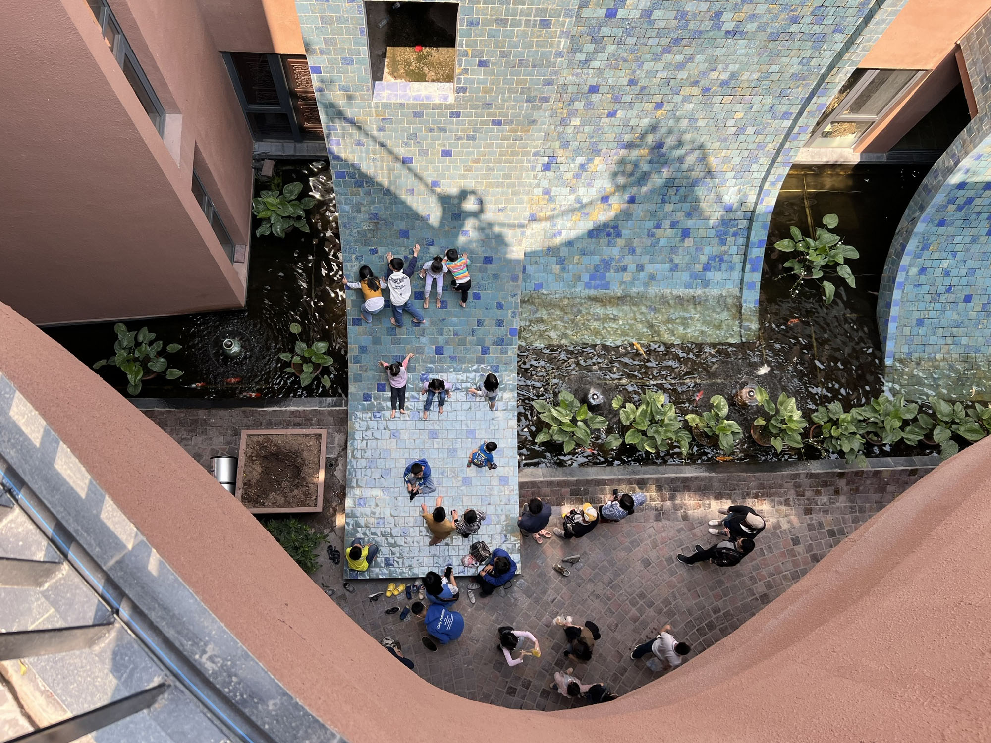 〈バッチャン陶芸博物館(Bat Trang ceramic museum)〉1+1>2アーキテクツ(1+1>2 Architects)