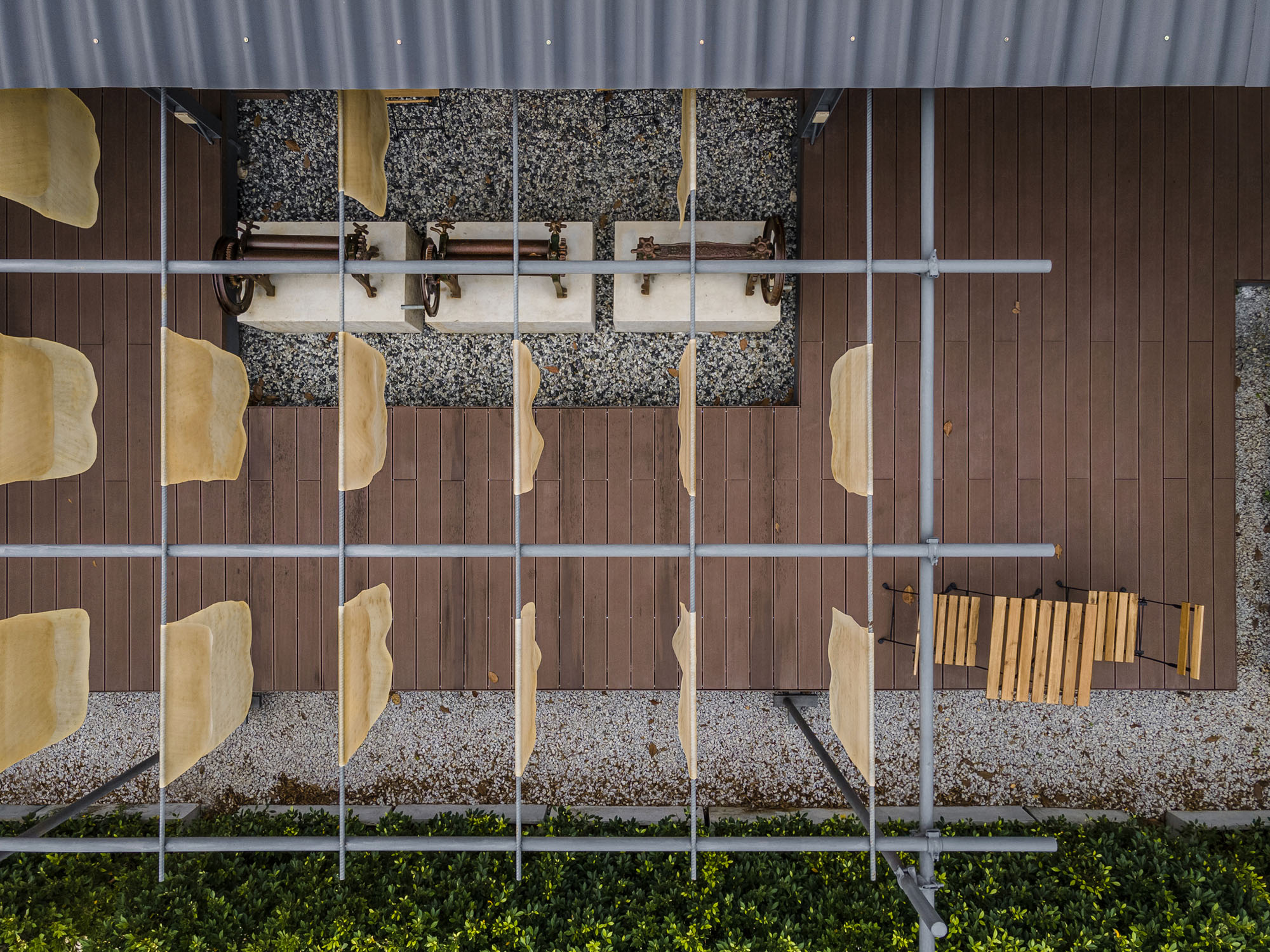 〈The Rubber(er) Café〉SA-ARDスタジオ（SA-ARD studio）