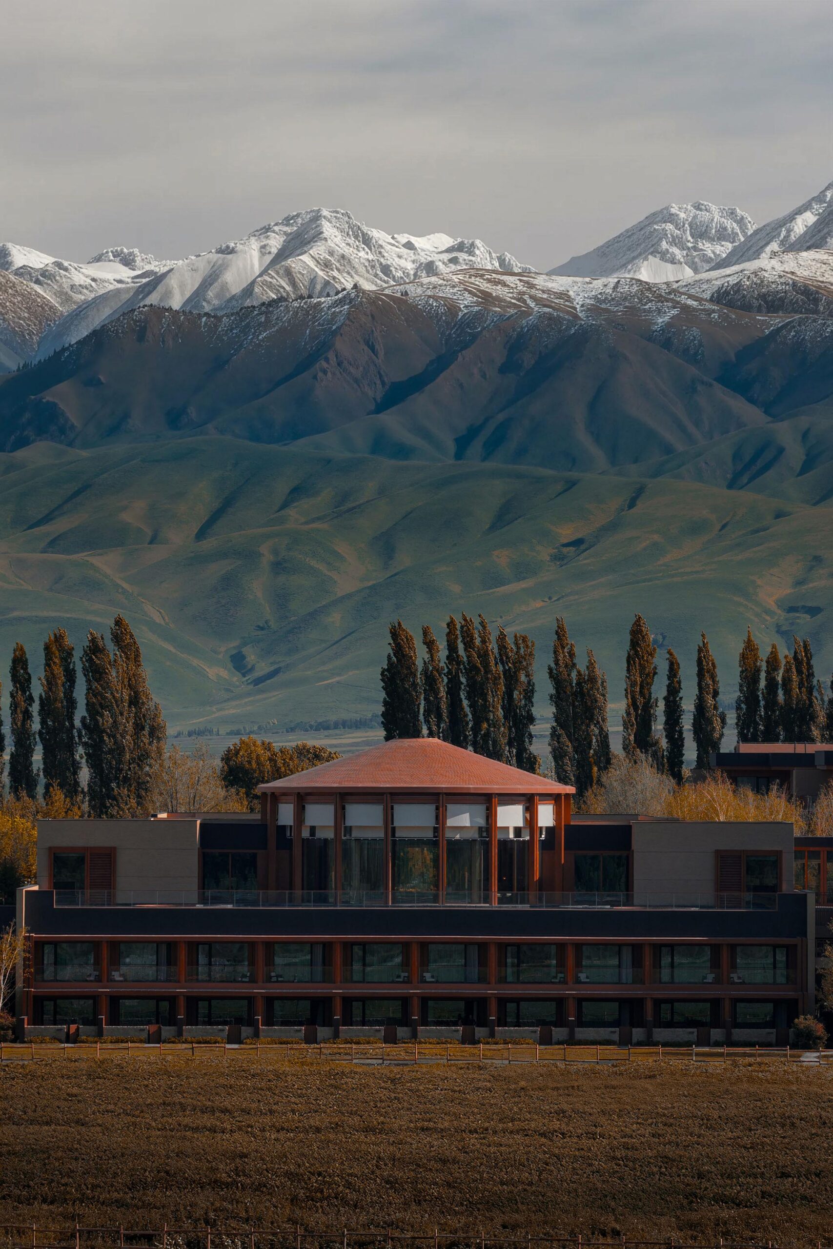 〈ホテルインディゴ・ナラティ（Hotel Indigo Nalati）〉CCD（Cheng Chung Design）