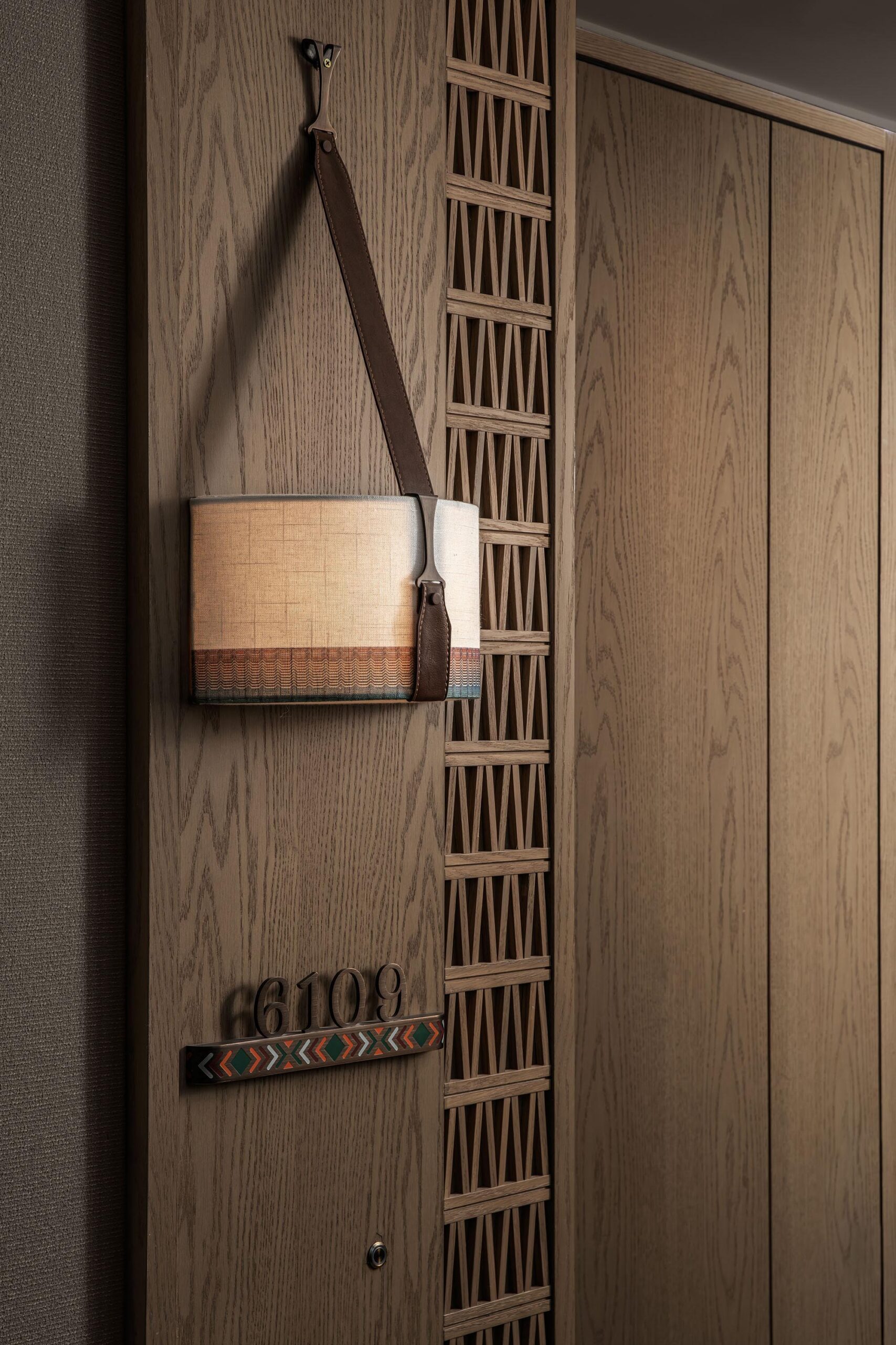 〈ホテルインディゴ・ナラティ（Hotel Indigo Nalati）〉CCD（Cheng Chung Design）