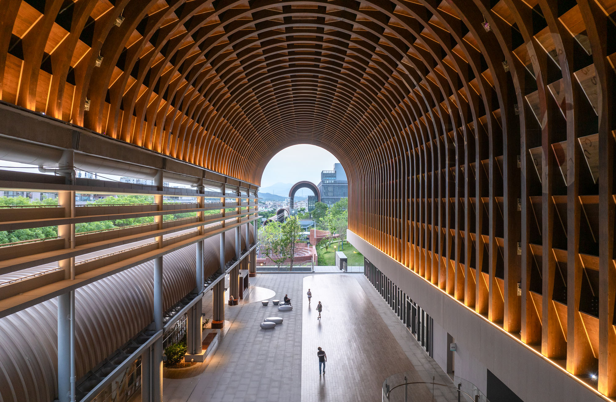 〈坑梓文化技術センター（Kengzi Cultural and Technology Centre）〉湯樺建築設計事務所（Tanghua Architect & Associates）
