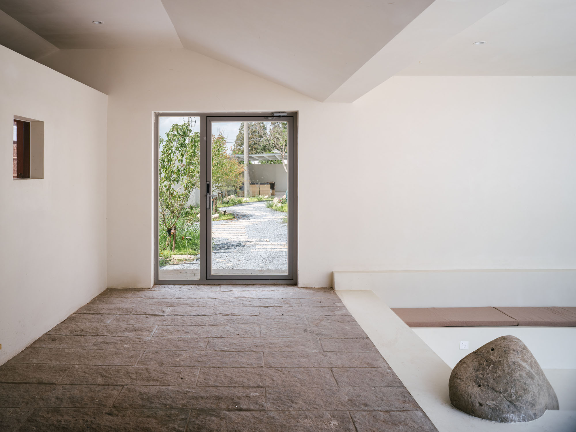 〈The Catcher〉TEAM_BLDG