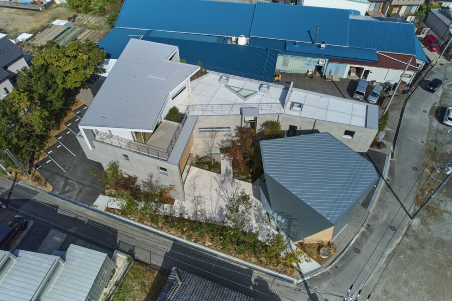 AGIRLS本社ビル / 設計組織アモルフ