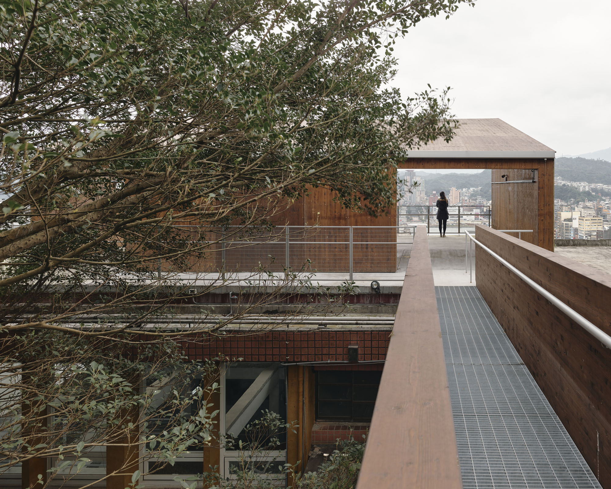 〈基隆太平小学校(Taiping Elementary School, Keelung)〉KHAA(Kuo+Huang and Associates)