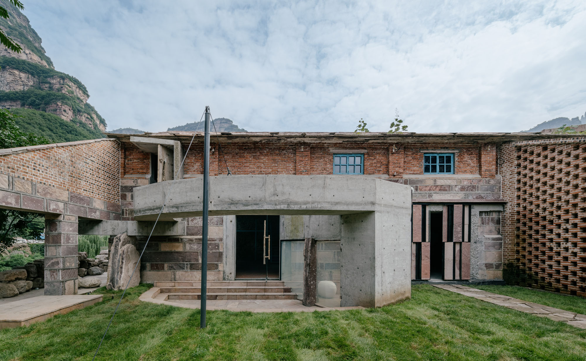 〈太行新宇美術館（Taihang Xinyu Art Museum）〉王冲スタジオ（Wang Chong Studio）