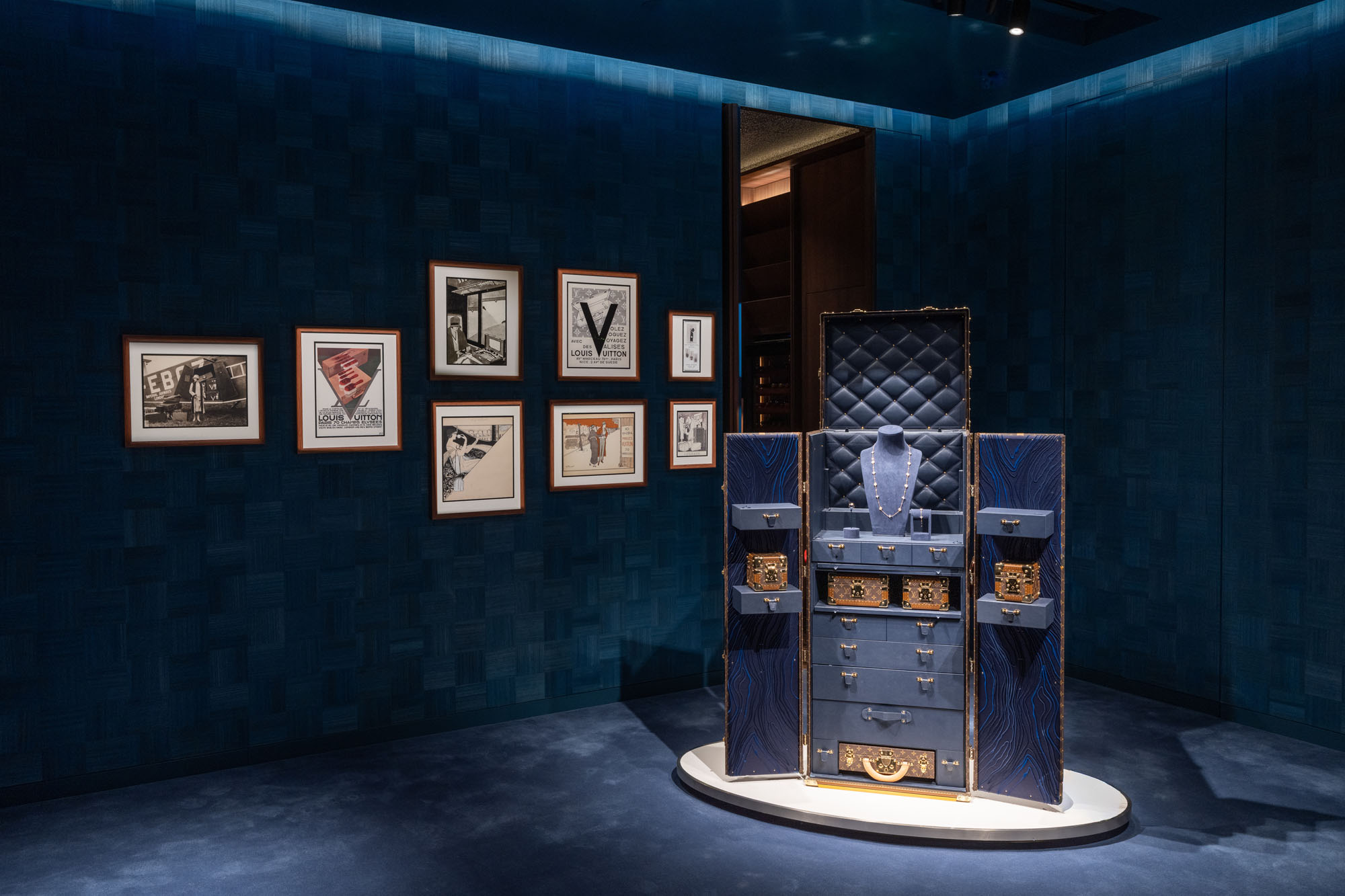 〈ルイ・ヴィトン メゾン 三里屯（サンリトン）〉青木 淳