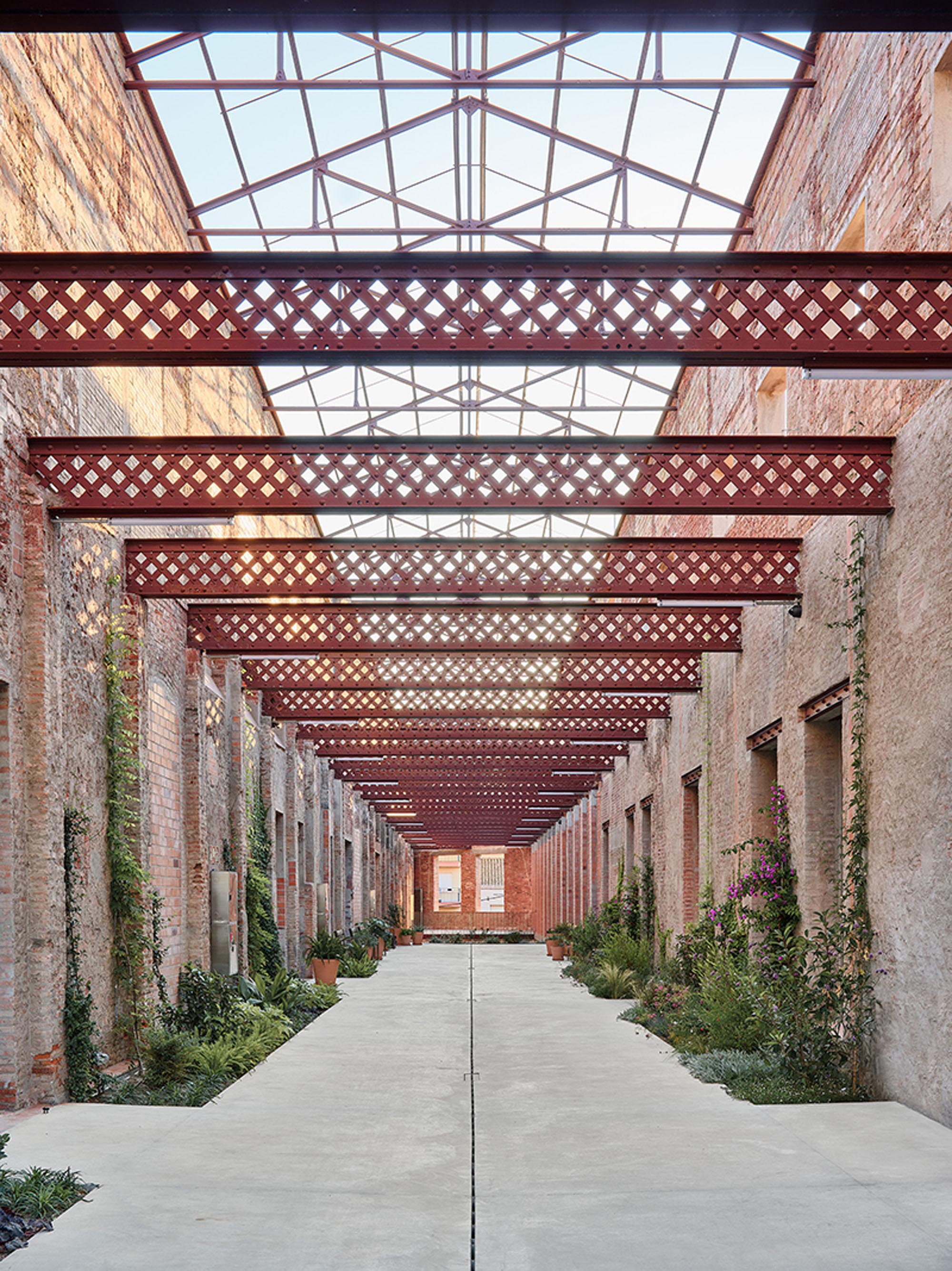 〈Rehabilitation of Vapor Cortès. Prodis 1923〉HARQUITECTES