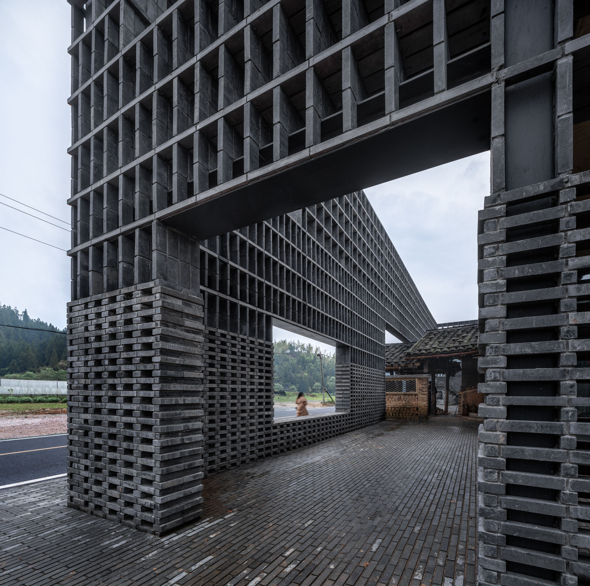 〈「硋」窯のアダプティブ・リニューアル（Heritage “Ay” Kiln Adaptive Renewal）〉YFS、WUGE Studio