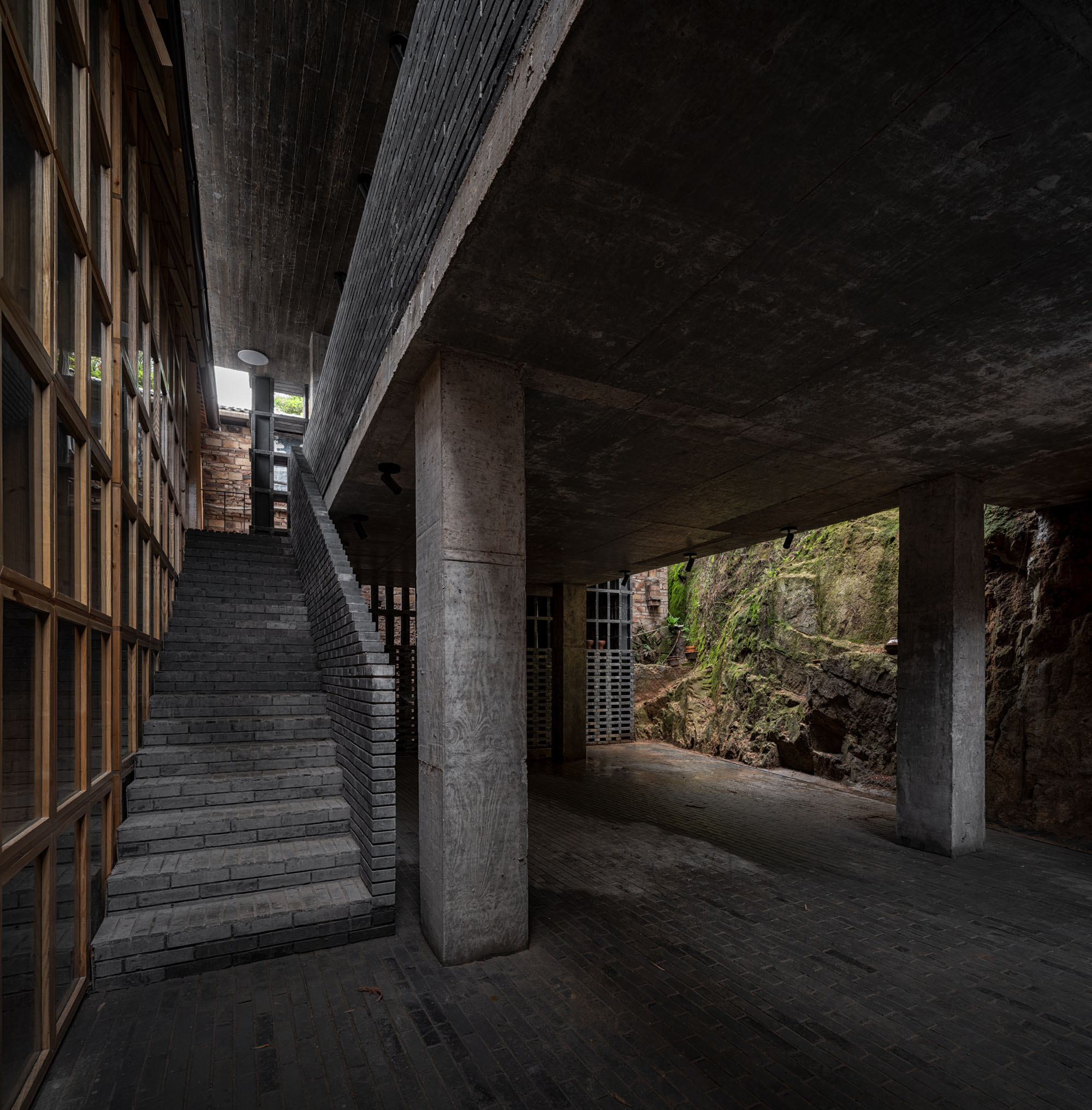 〈「硋」窯のアダプティブ・リニューアル（Heritage “Ay” Kiln Adaptive Renewal）〉YFS、WUGE Studio