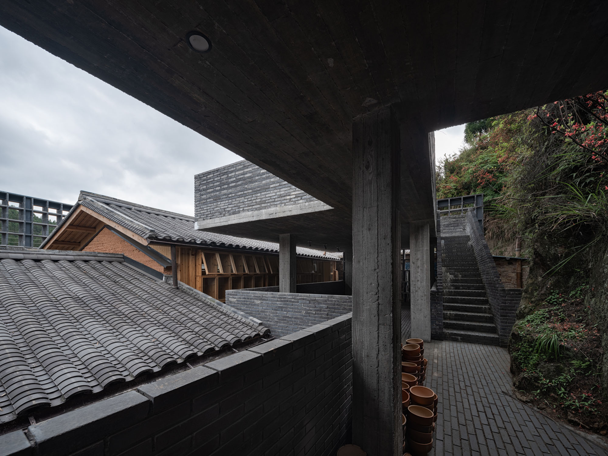 〈「硋」窯のアダプティブ・リニューアル（Heritage “Ay” Kiln Adaptive Renewal）〉YFS、WUGE Studio