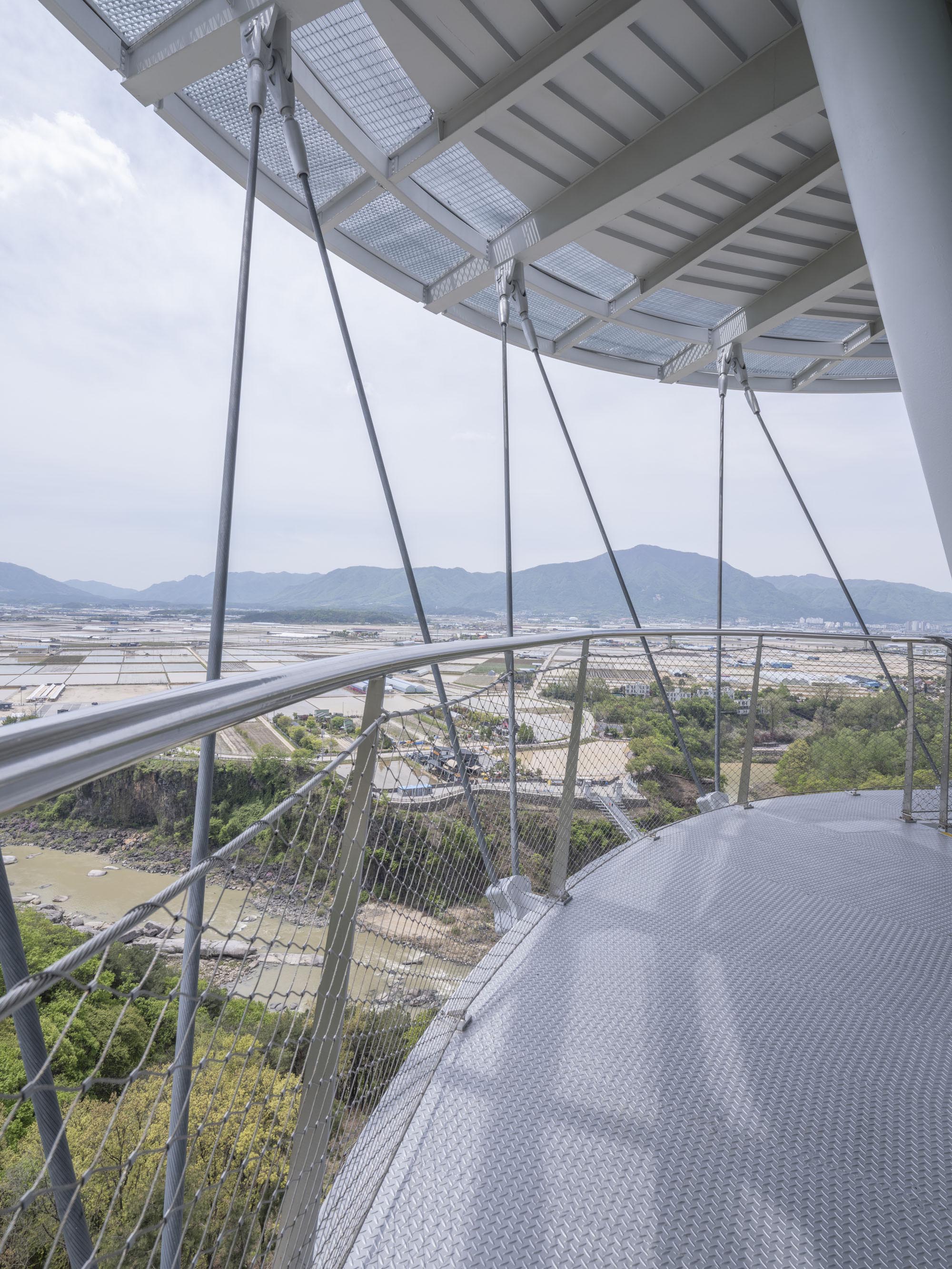 〈ザ・トーチ（The Torch）〉JK-AR（Jae Kim Architects & Researchers）