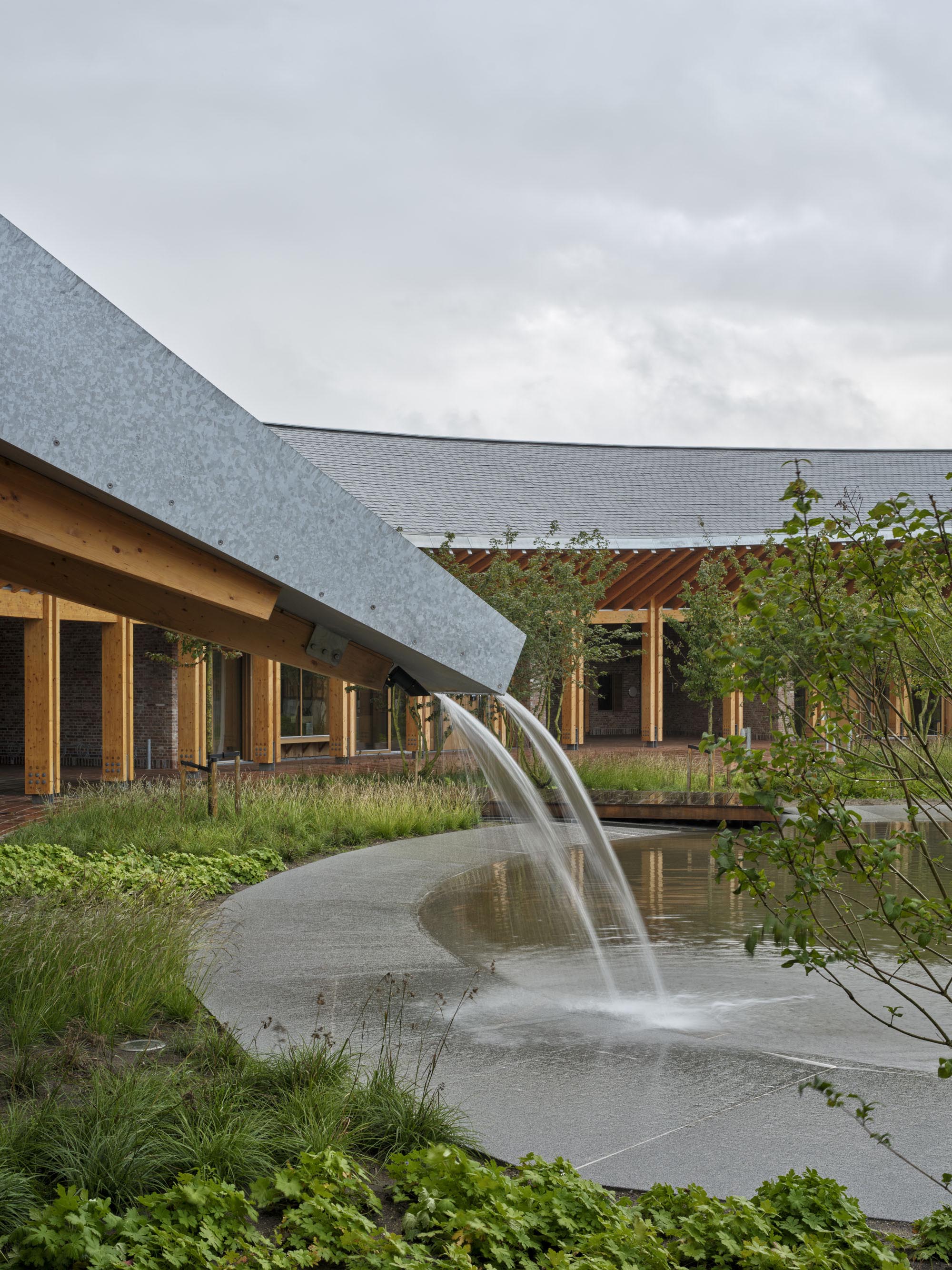 〈クラフトカレッジ（The Crafts College）〉ドルテ・マンドラップ（Dorte Mandrup）