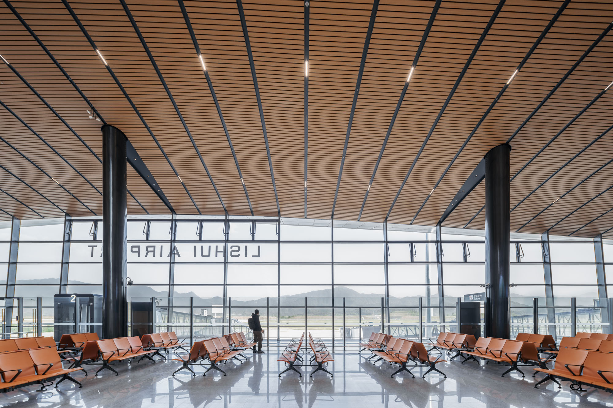〈麗水空港（Lishui Airport）〉MADアーキテクツ（MAD Architects）