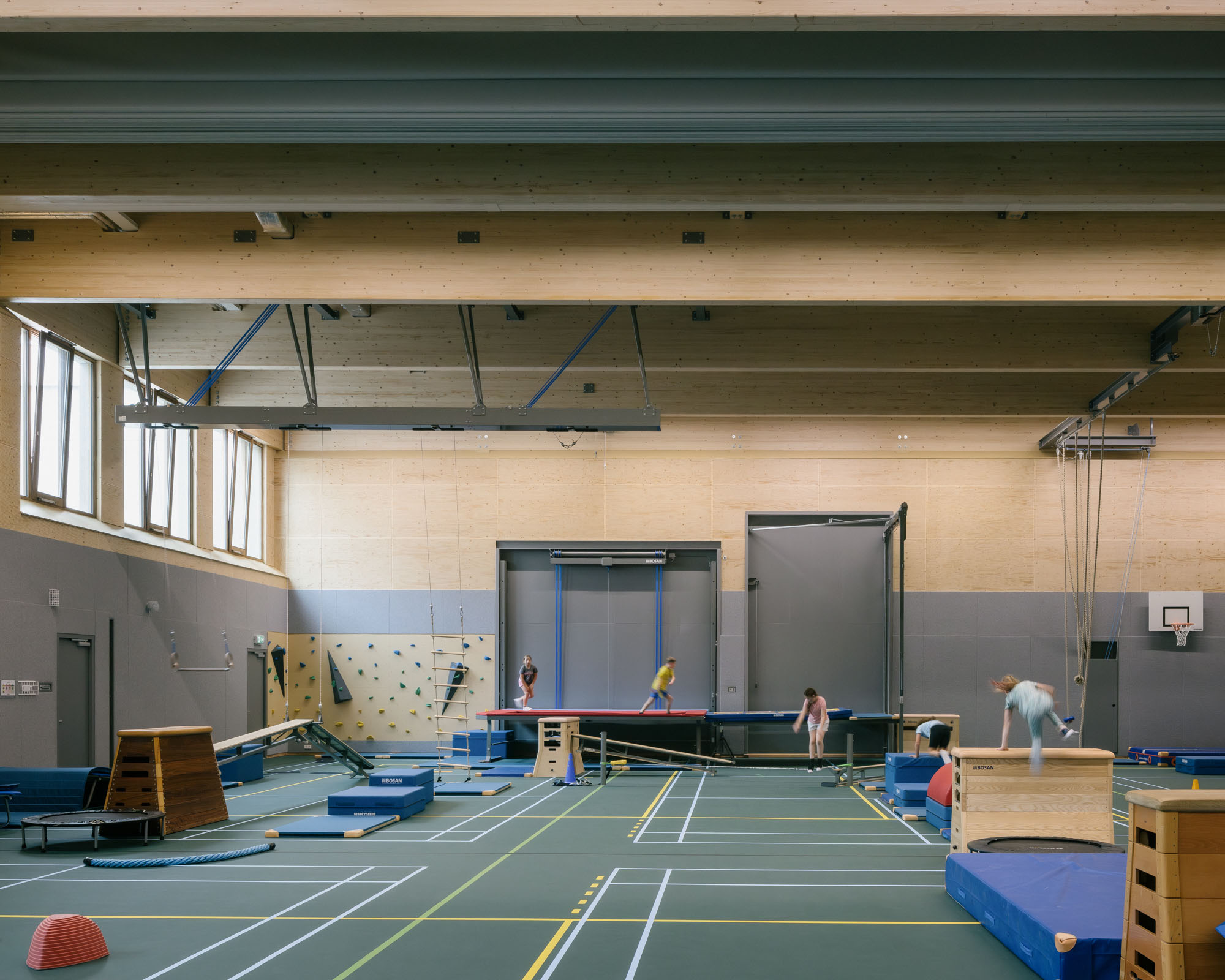 〈デ・ゼーフェンスプロング（de Zevensprong）〉KRFT