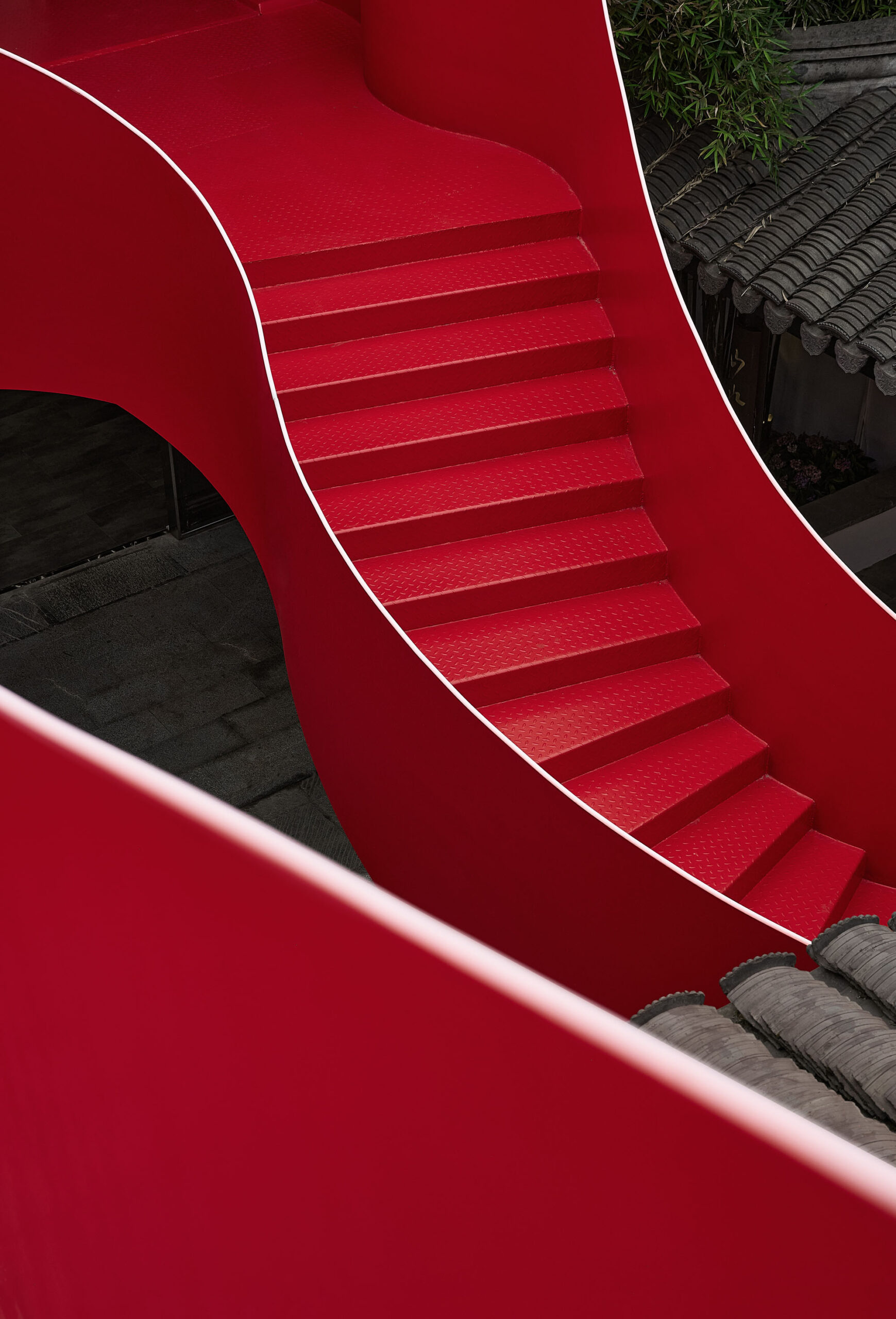 〈ビッグ・レッド・クレイフィッシュ（Big Red Crayfish）〉DAED design and research