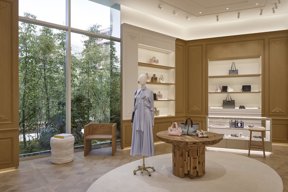 ディオール バンブー パビリオン