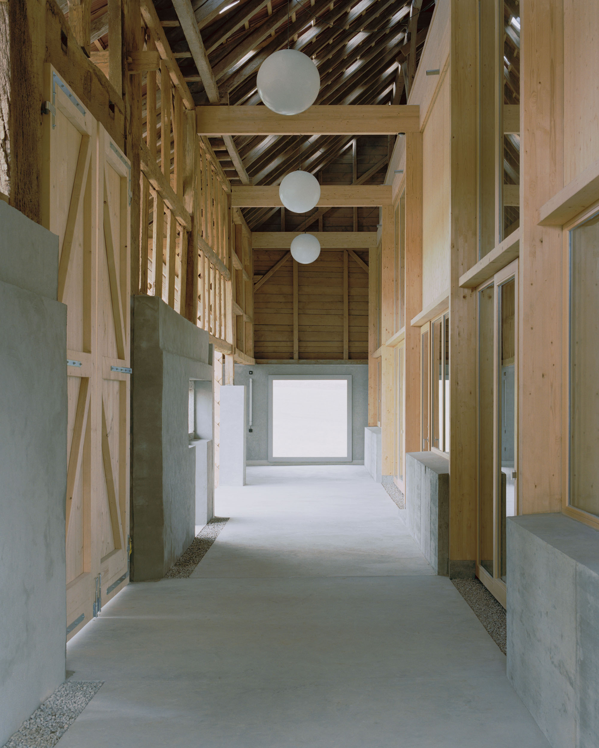 〈インバーテッド・ファーム（The Inverted Farm）〉バード・イェルサン・アーキテクツ（Bard Yersin Architectes）