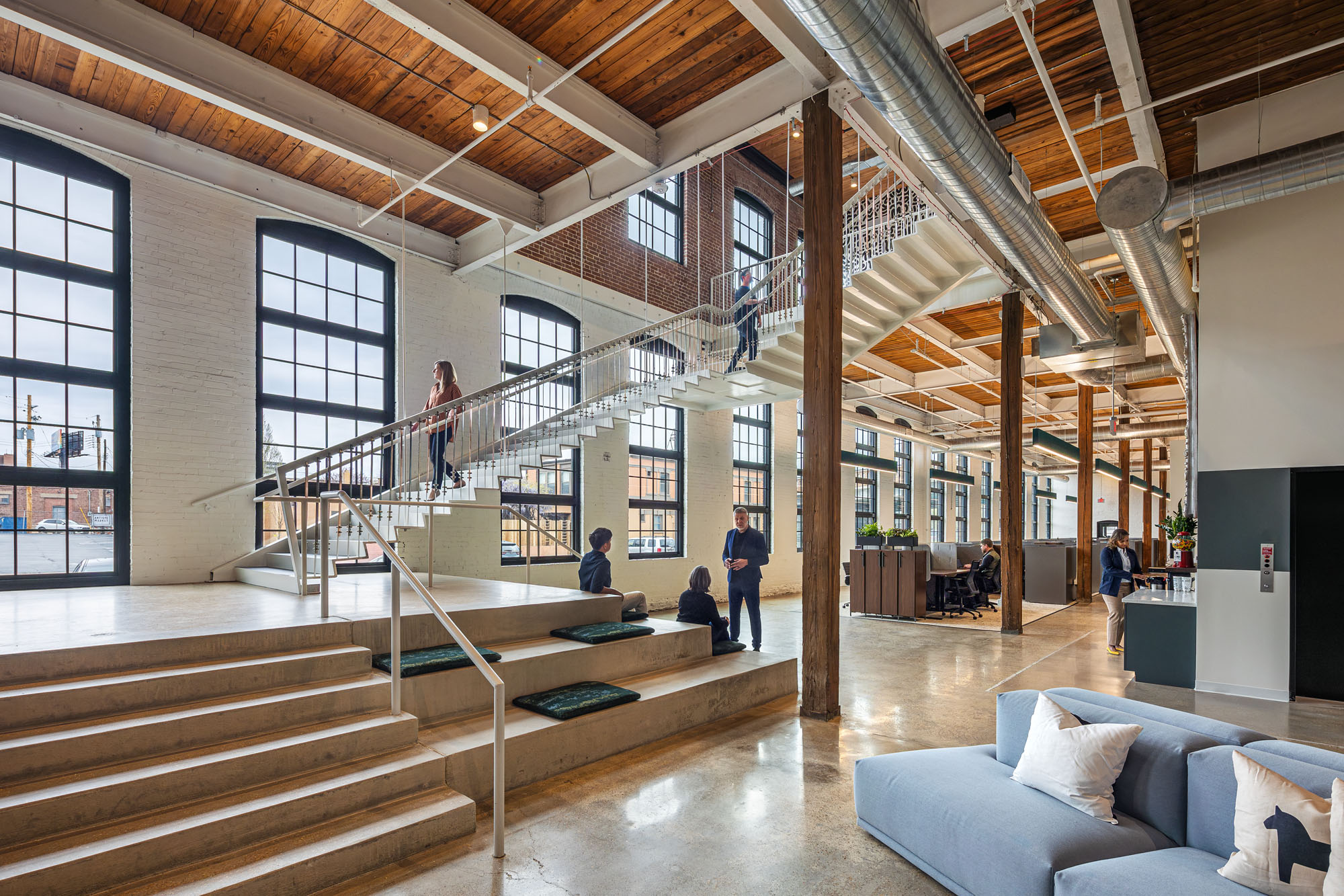 〈ブラウン&クロッペン キングスヒル本社(Brown and Crouppen King’s Hill Headquarters)〉HOK