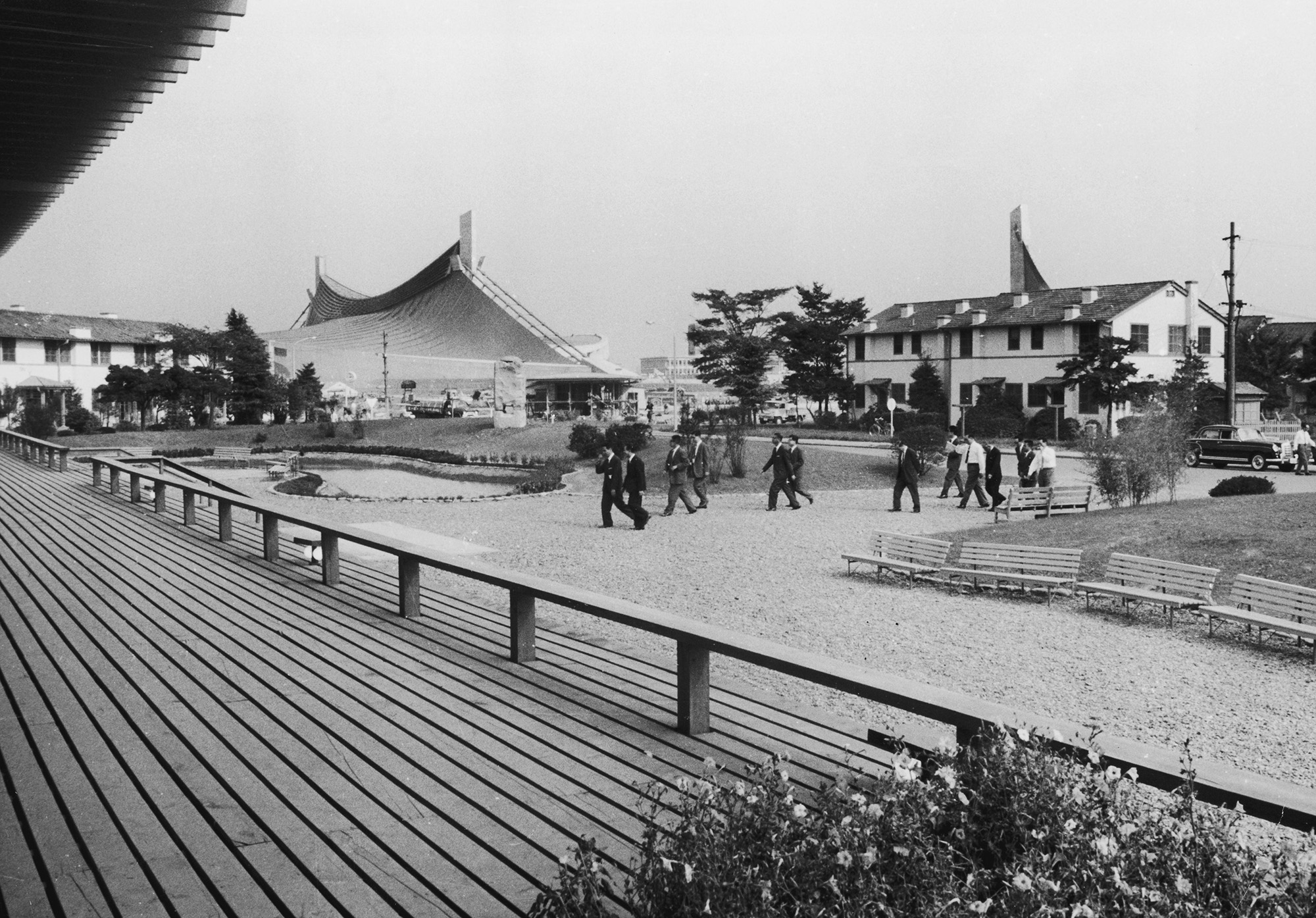 【ミラノ・コルティナ冬季オリンピック】仮設小屋から都市再生へと続く選手村の建築史