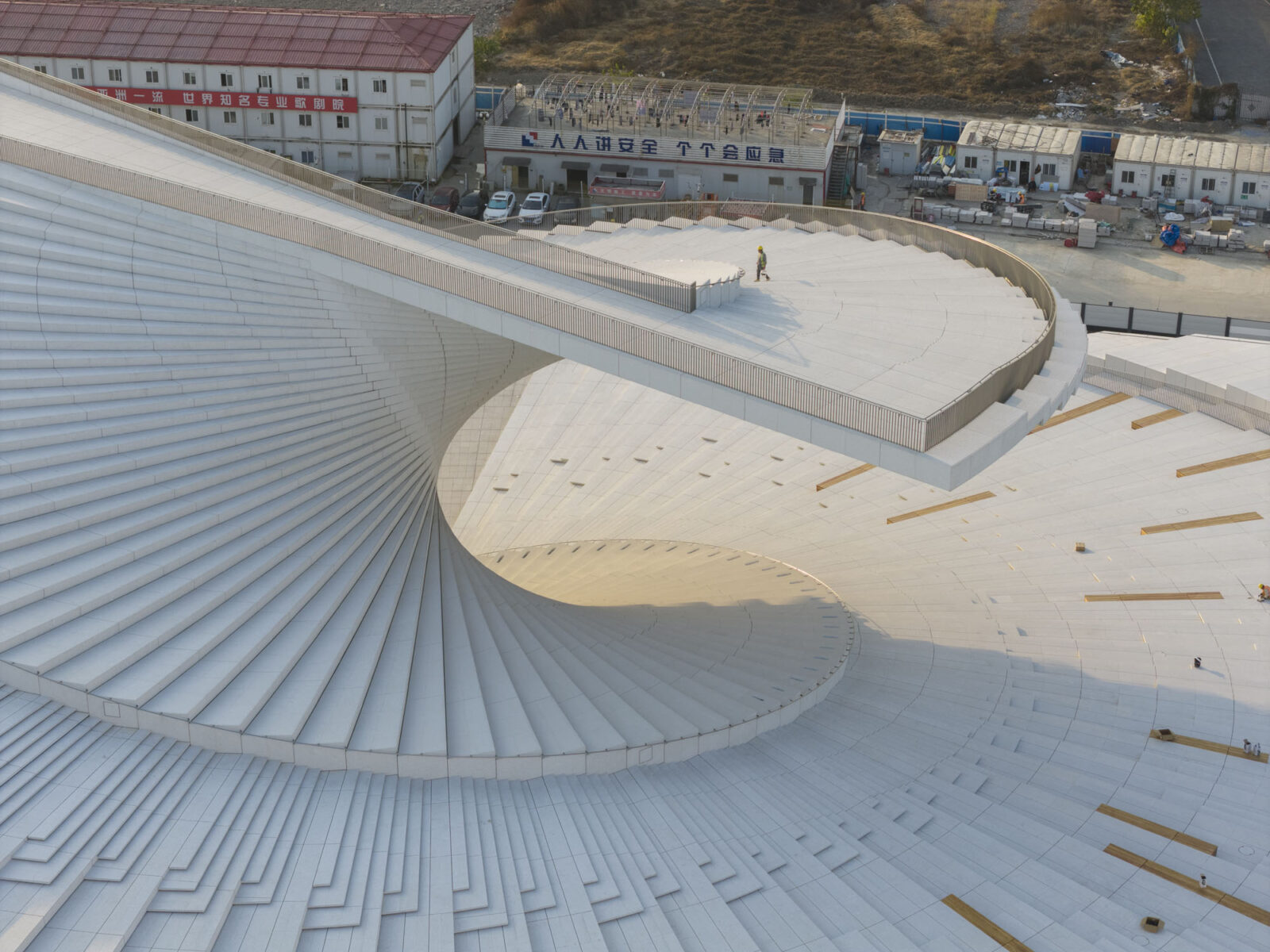 スノヘッタ設計〈上海グランドオペラハウス〉がまもなく竣工