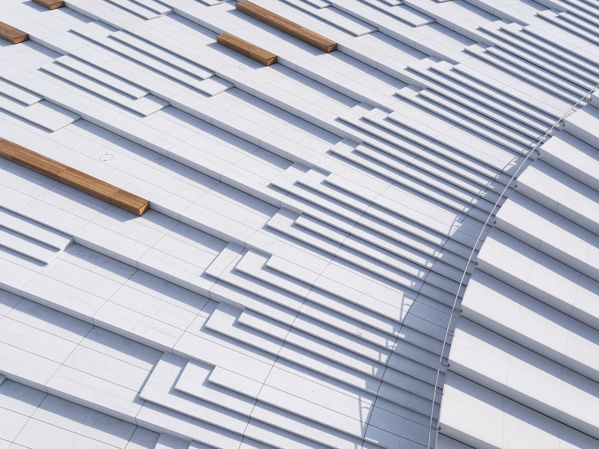 〈上海グランドオペラハウス(Shanghai Grand Opera House)〉スノヘッタ(Snøhetta)