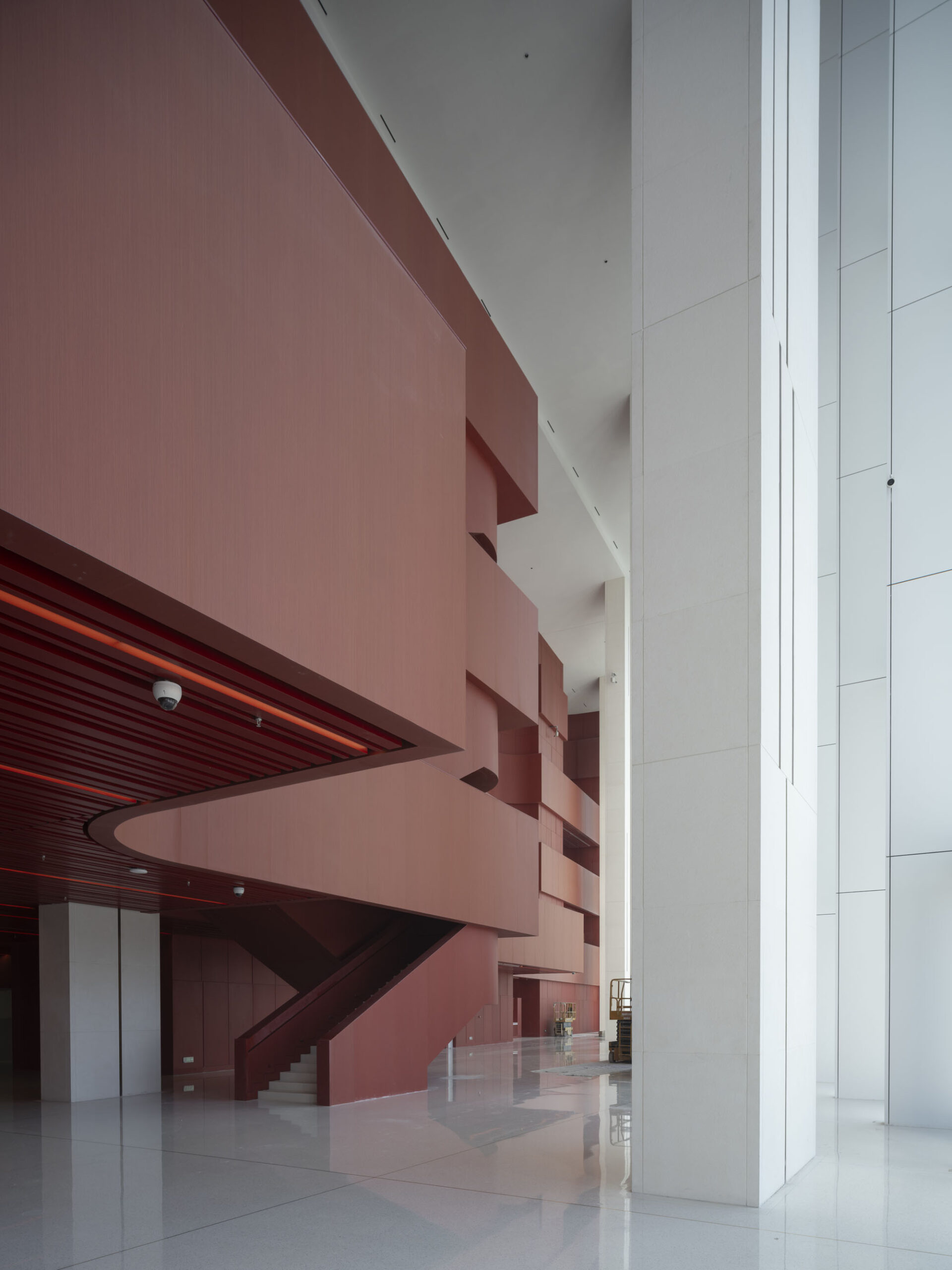 〈上海グランドオペラハウス(Shanghai Grand Opera House)〉スノヘッタ(Snøhetta)