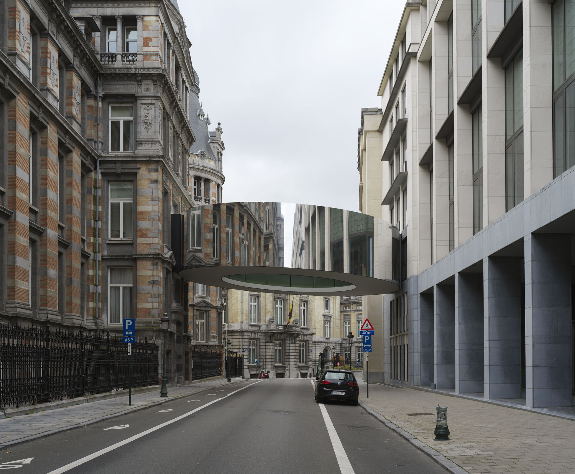 〈Tondo〉OFFICE Kersten Geers David Van Severen