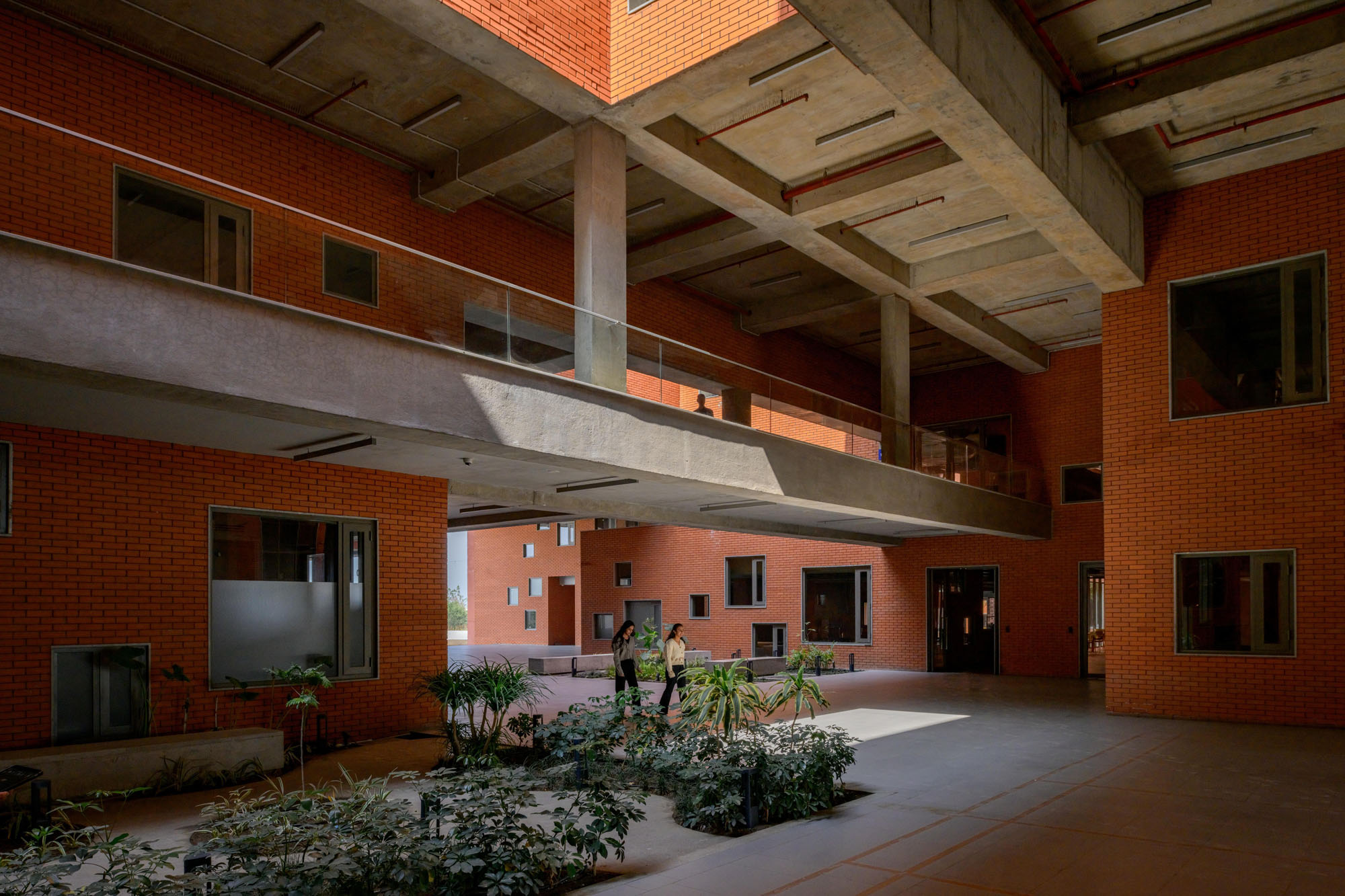 〈プレステージ大学(Prestige University)〉サンジャイ・プリ・アーキテクツ(Sanjay Puri Architects)