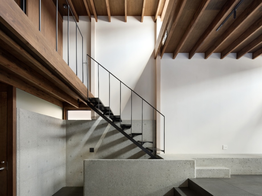 公共から住宅まで担う創設期の事務所で、実務経験のある設計スタッフを募集