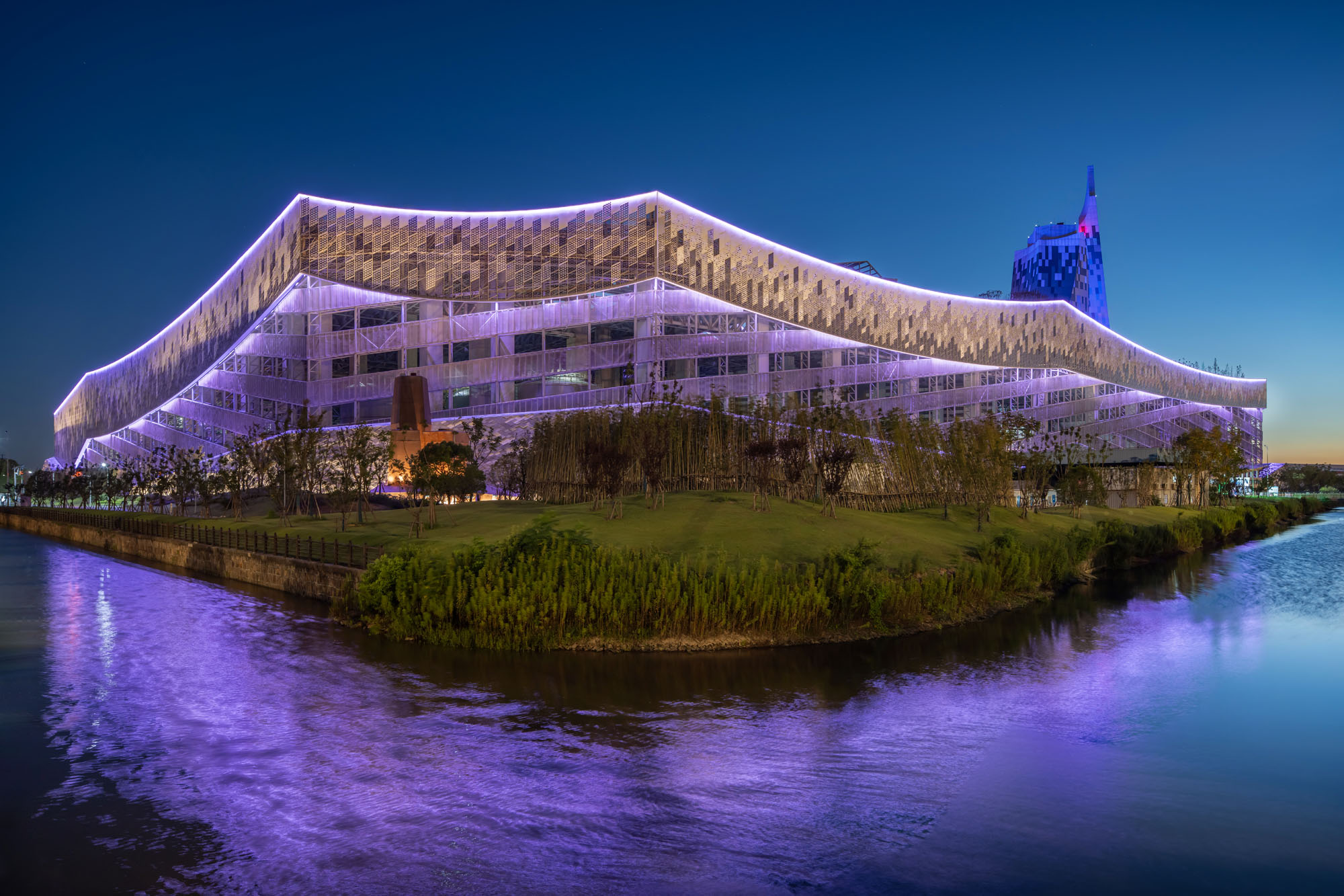 〈宝山廃棄物発電センター（Baoshan Waste-to-Energy Center）〉Ballistic Architecture Machine（BAM）