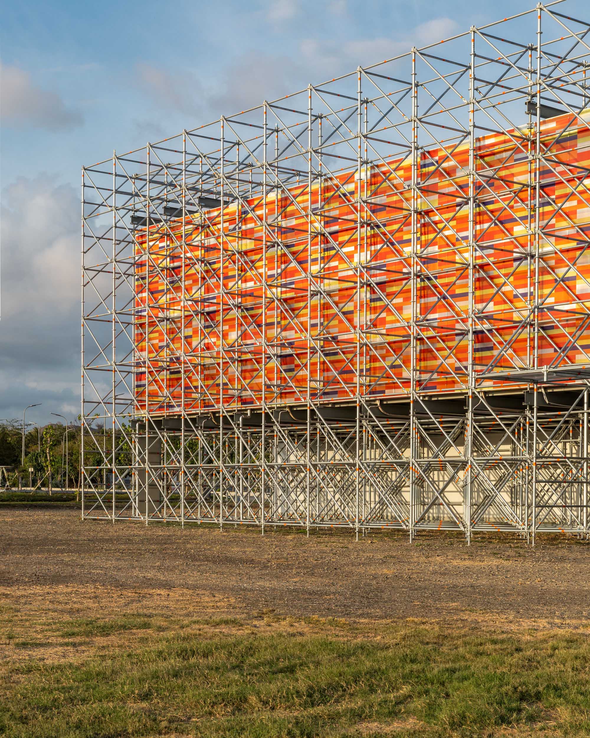 〈プルタミナMotoGP体験ギャラリー（Pertamina MotoGP Experience Gallery）〉AT-LARS