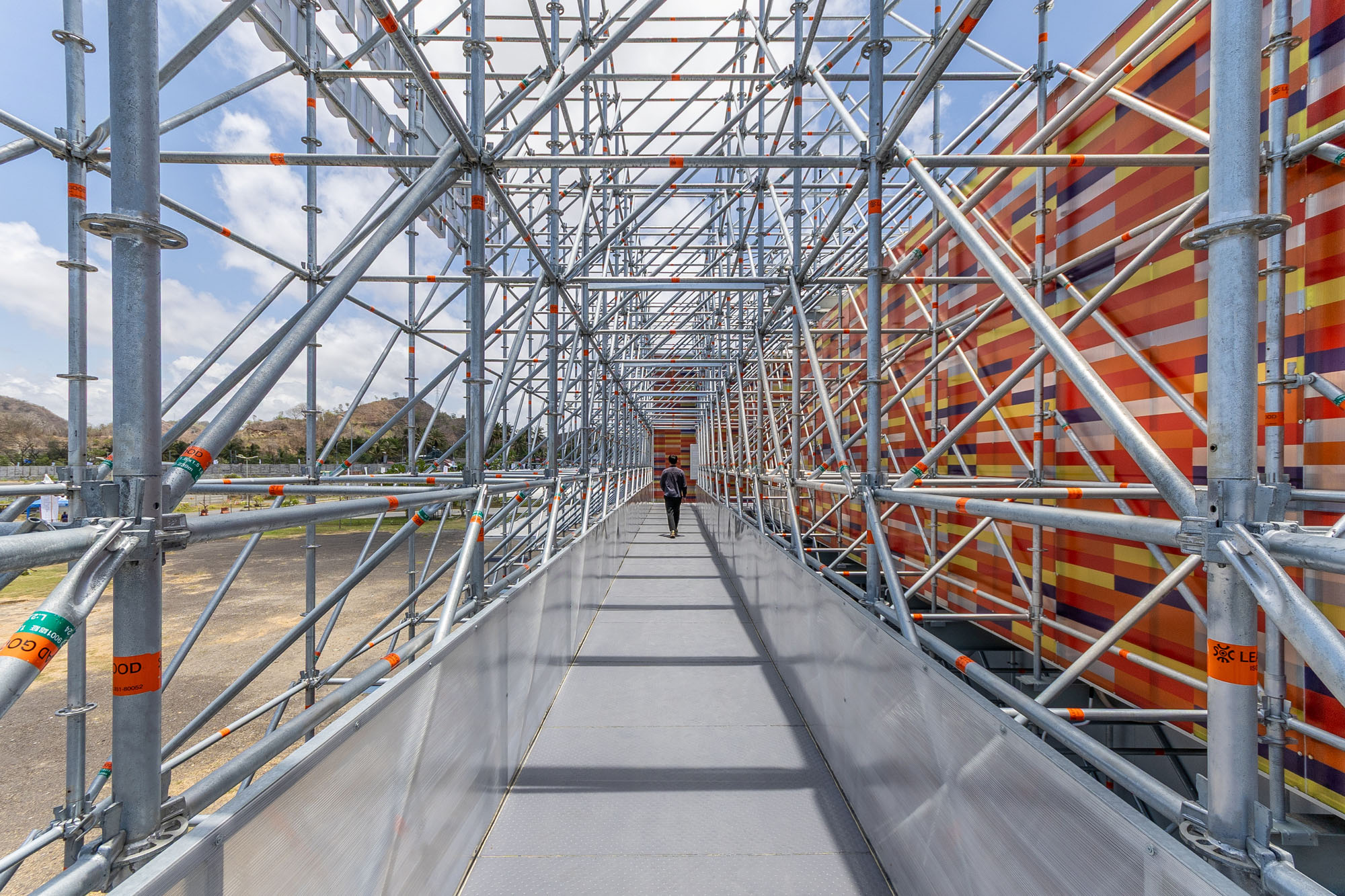 〈プルタミナMotoGP体験ギャラリー（Pertamina MotoGP Experience Gallery）〉AT-LARS