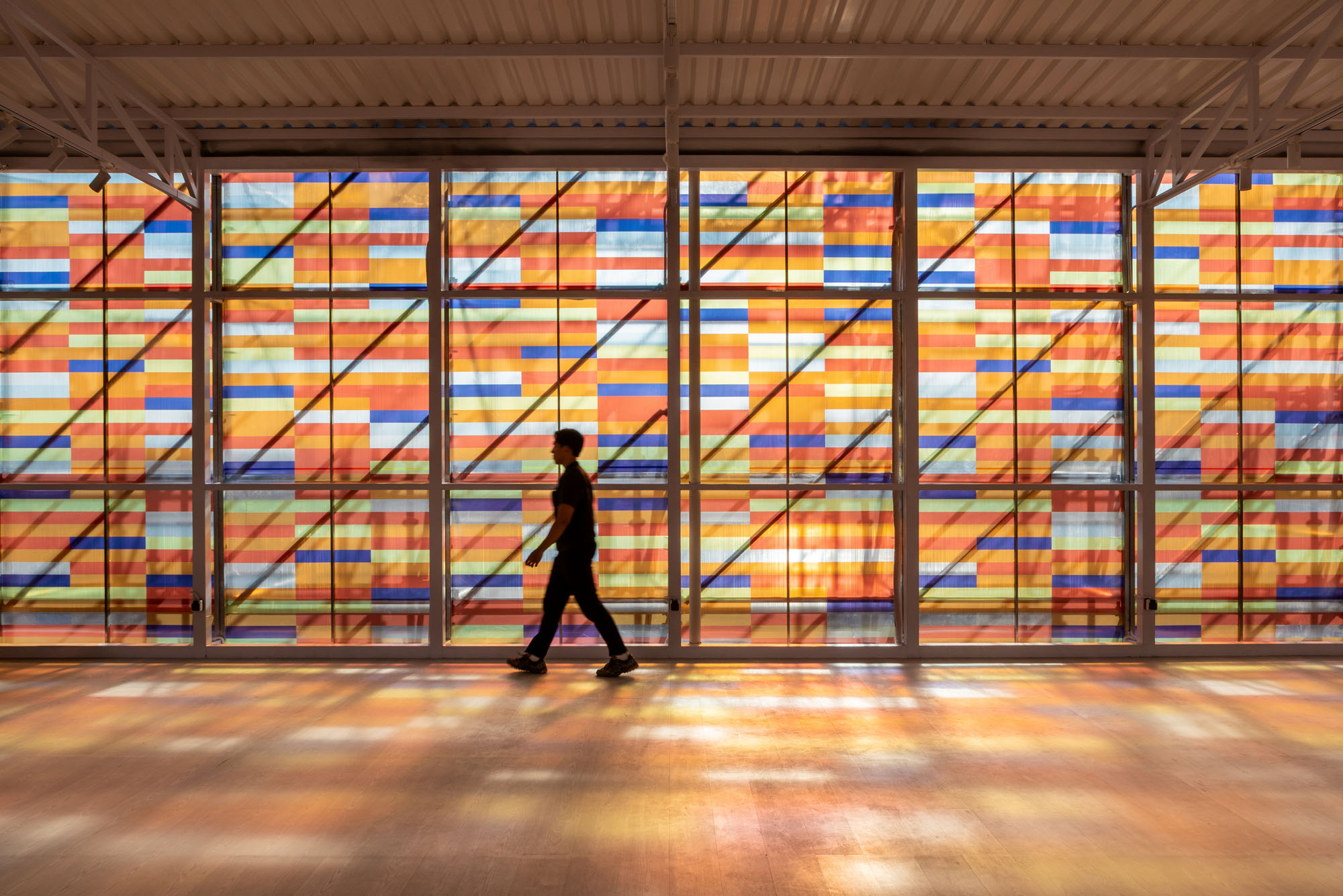 〈プルタミナMotoGP体験ギャラリー（Pertamina MotoGP Experience Gallery）〉AT-LARS