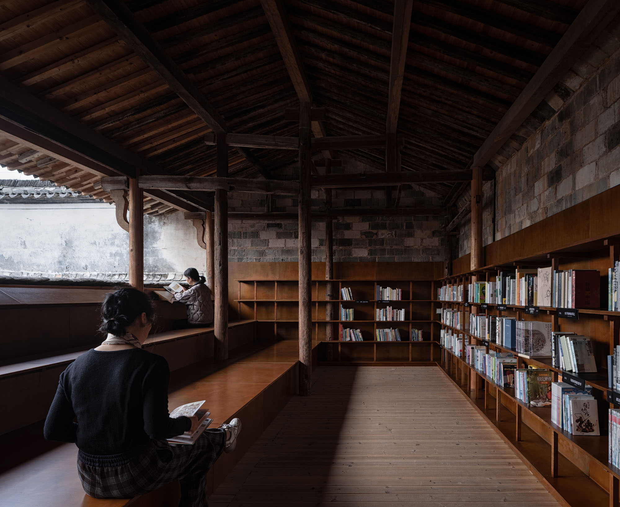 〈ビレッジ・シネマ（Village Cinema）〉アトリエ・グオ（Atelier Guo）