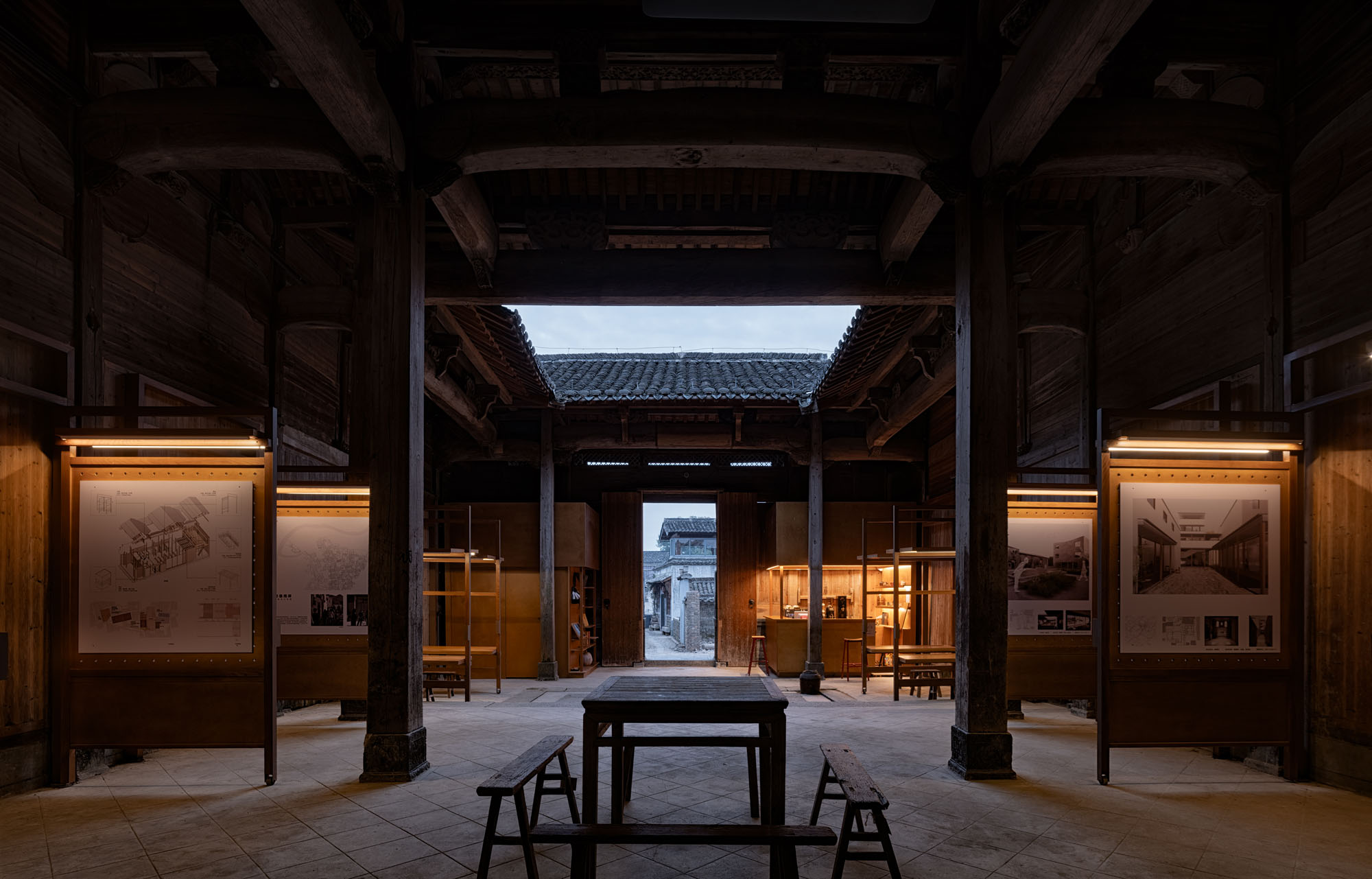 〈ビレッジ・シネマ（Village Cinema）〉アトリエ・グオ（Atelier Guo）