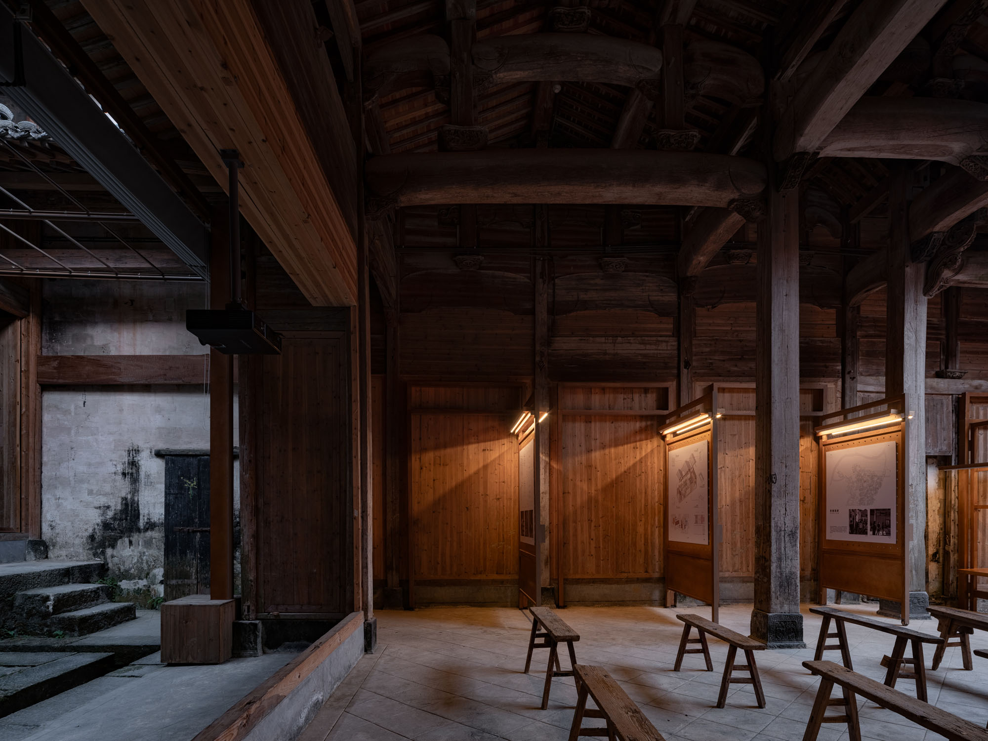 〈ビレッジ・シネマ（Village Cinema）〉アトリエ・グオ（Atelier Guo）